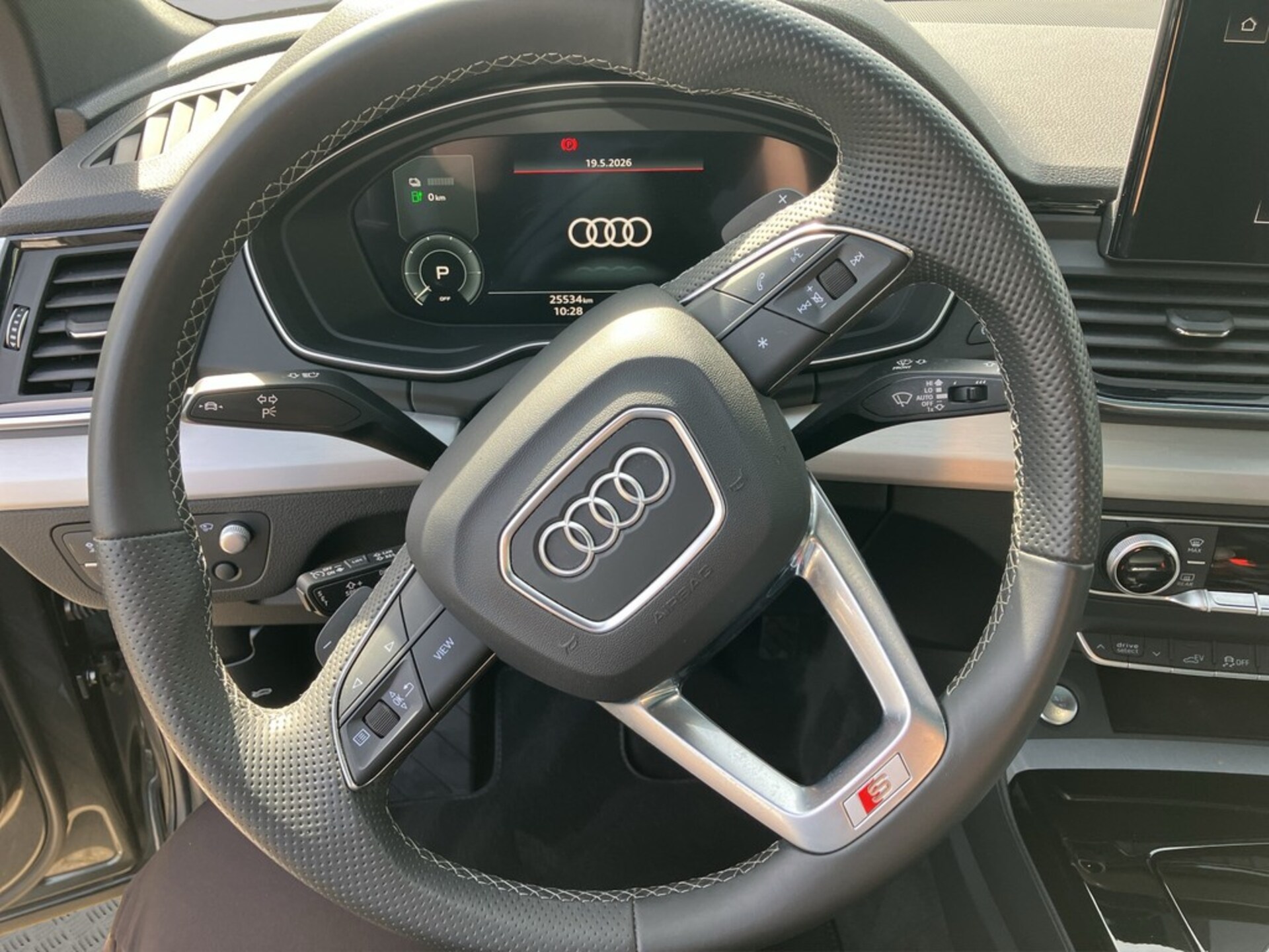 Audi Q5 TFSI e S line