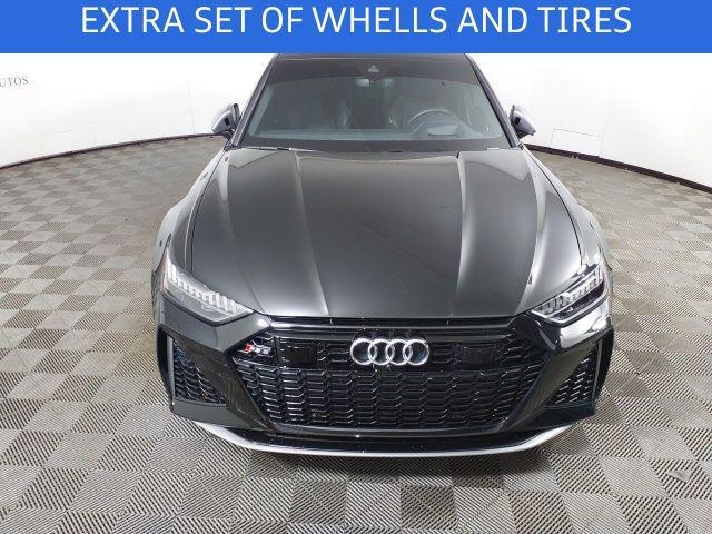 2025 Audi RS6 Avant performance