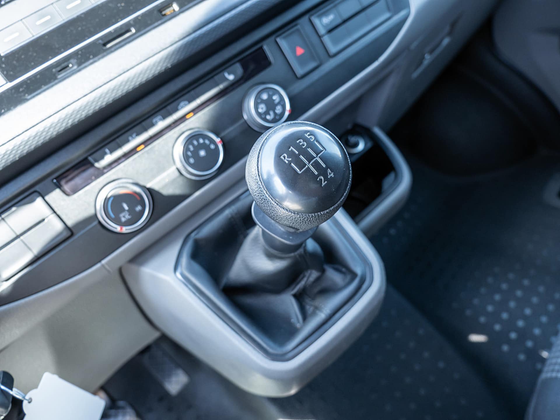 Volkswagen T6.1 Transporter Kasten kurzer Radstand
