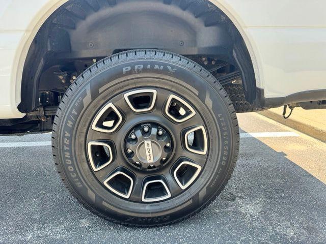 2023 Ford F-350 Super Duty Platinum - Photo 22
