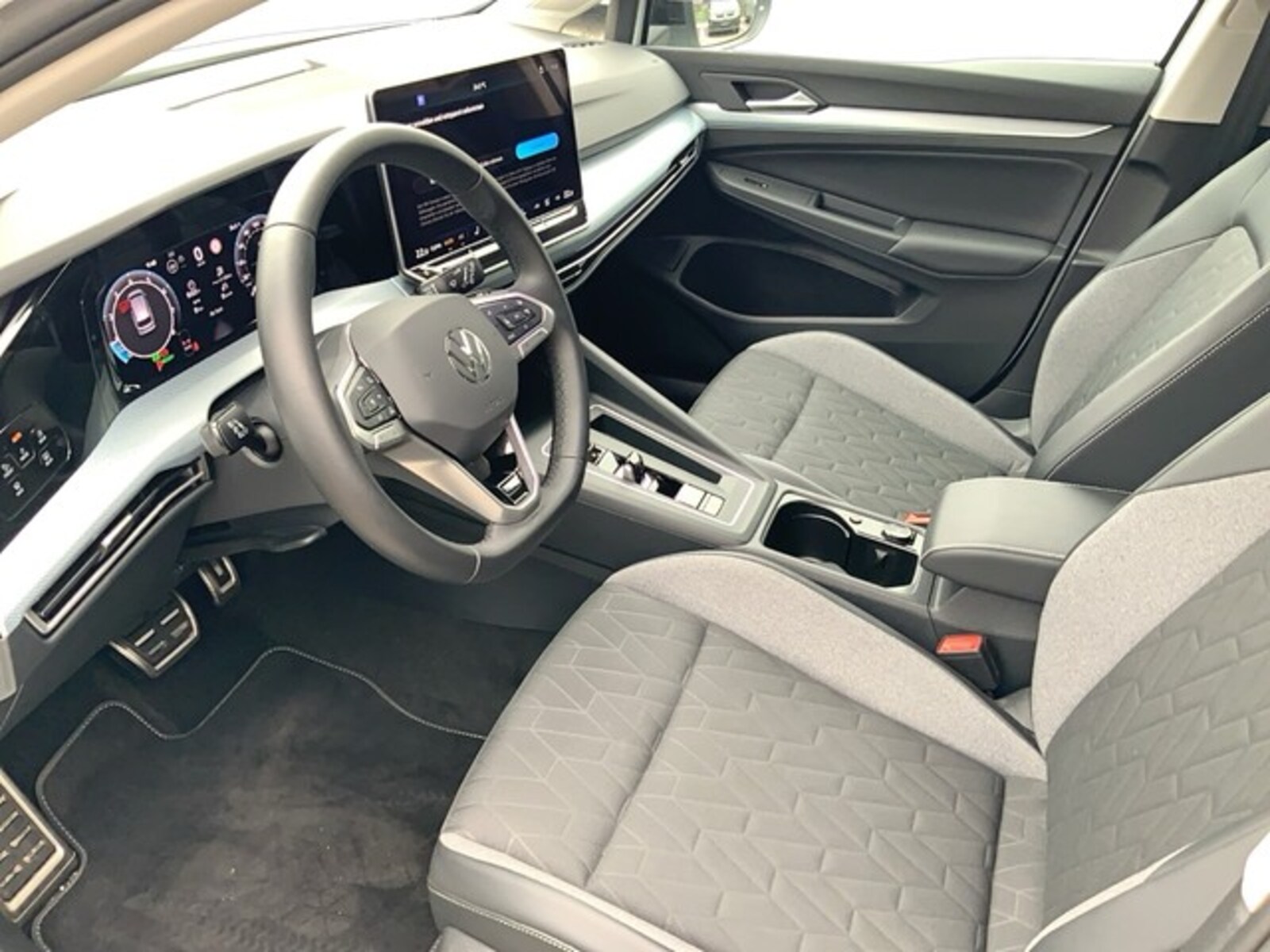 Volkswagen Golf Variant – Bild 8