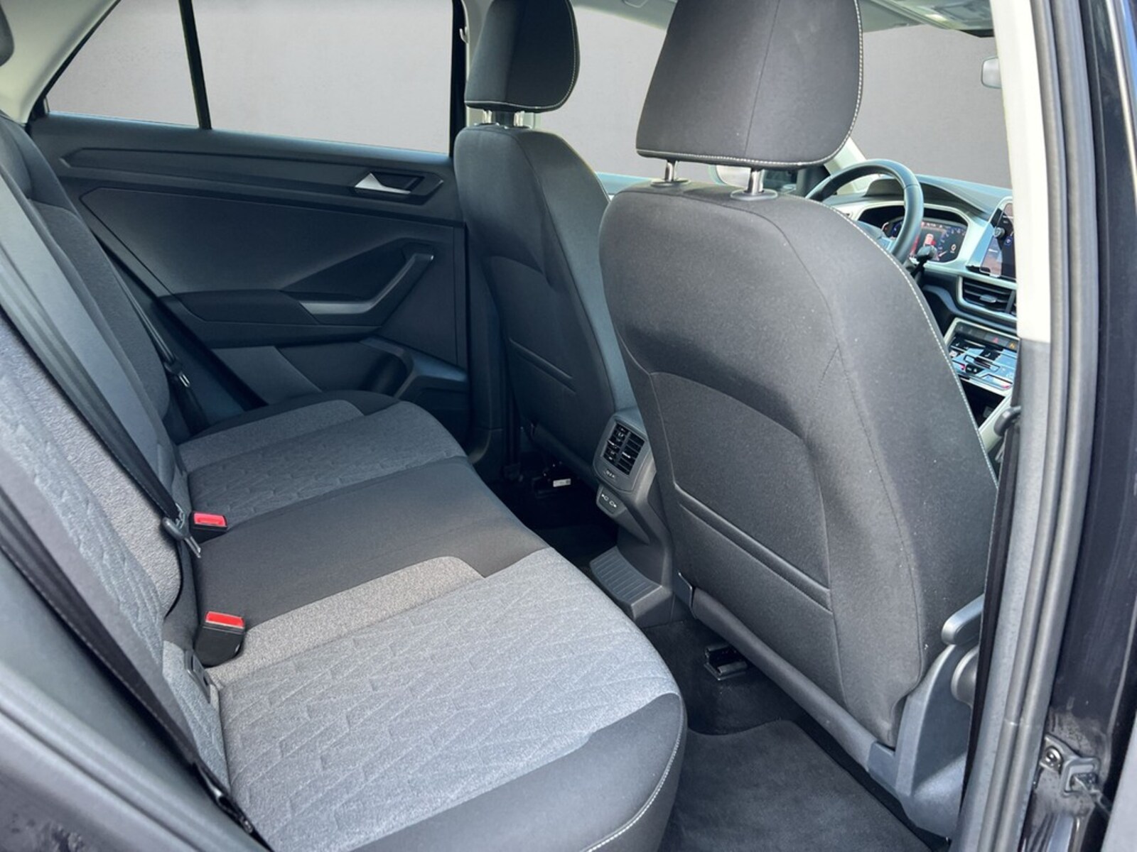 Volkswagen T-Roc – Bild 13