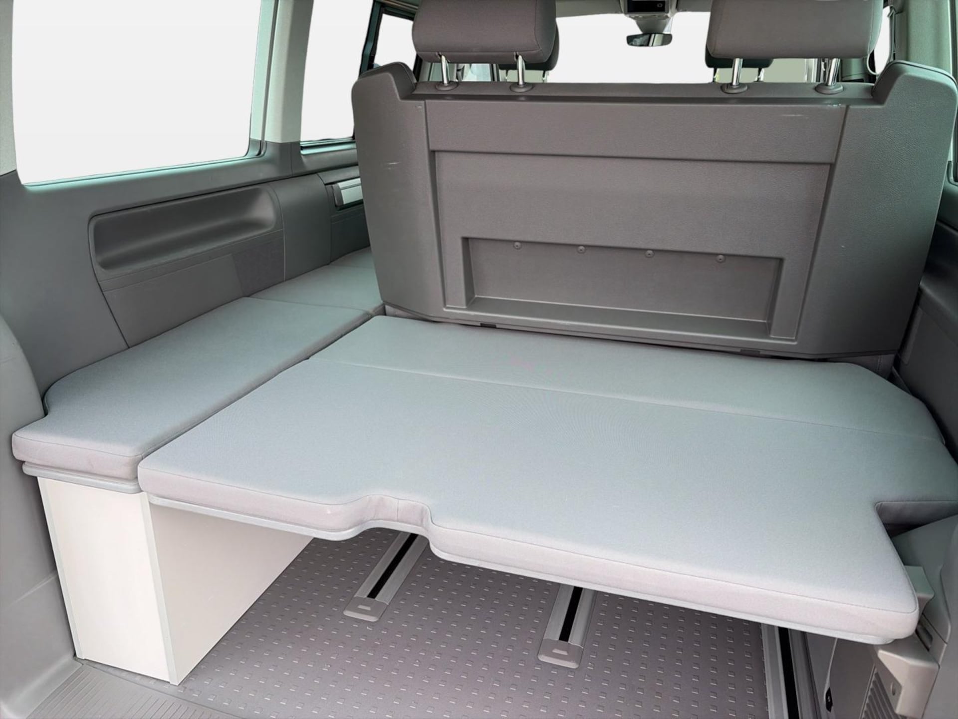 Volkswagen T6.1 California Beach