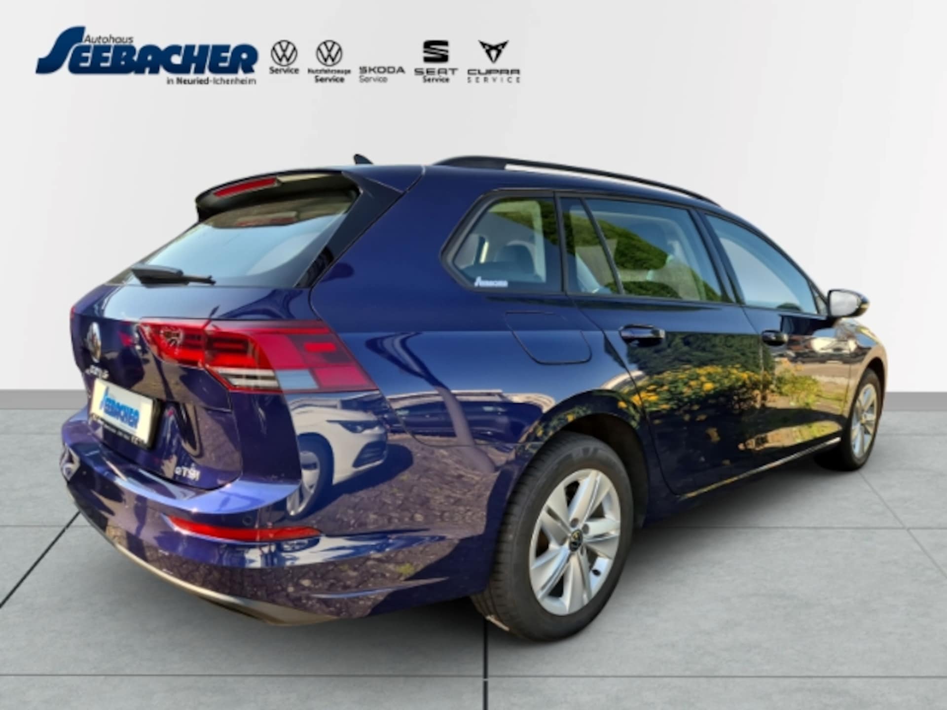 Volkswagen Golf Variant Life
