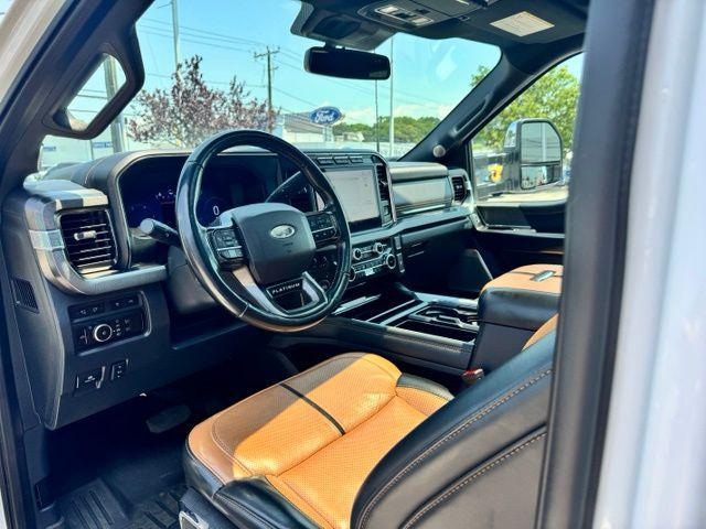 2023 Ford F-350 Super Duty Platinum - Photo 29