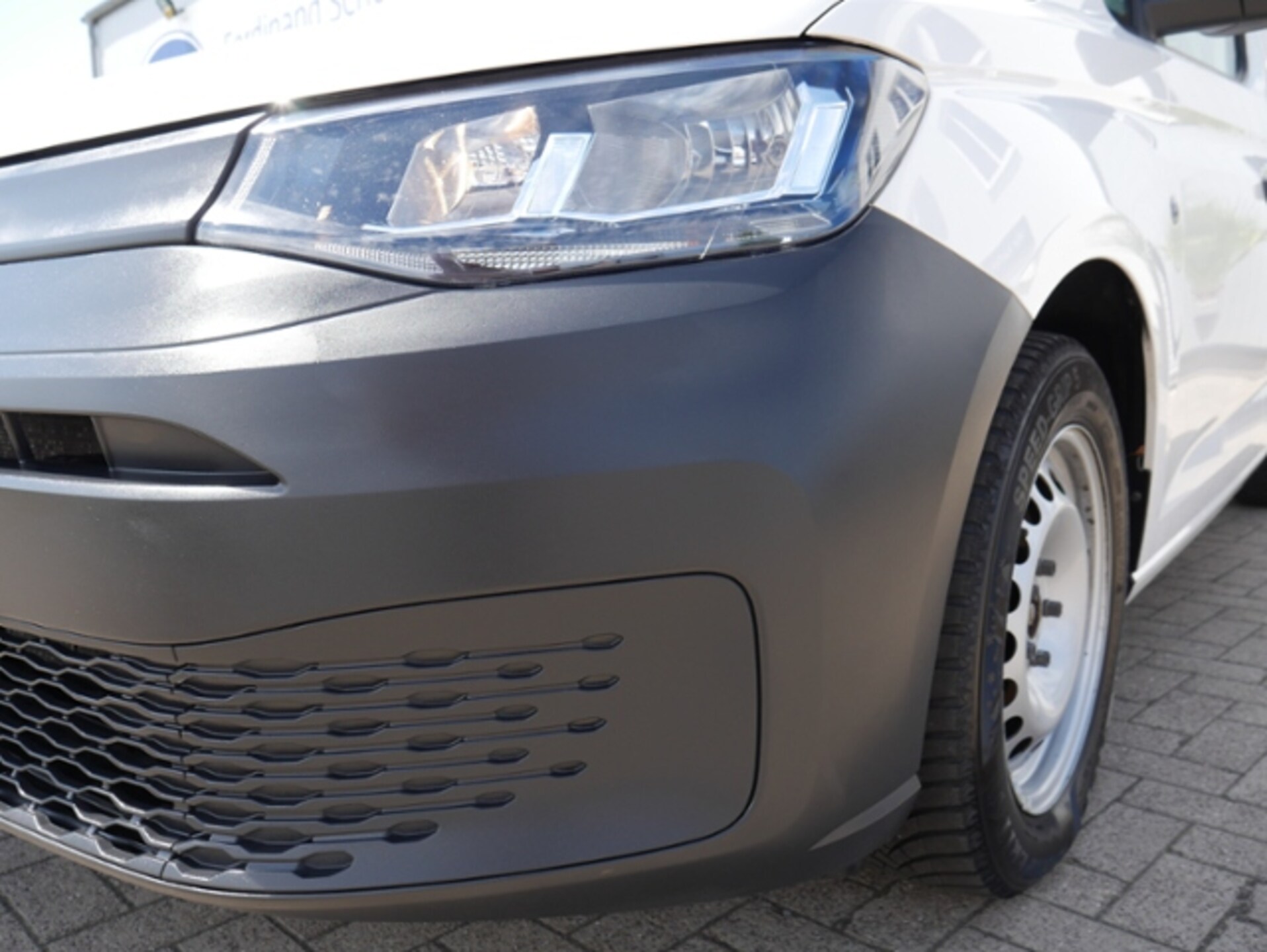 Volkswagen Caddy Kombi Basis-Modell