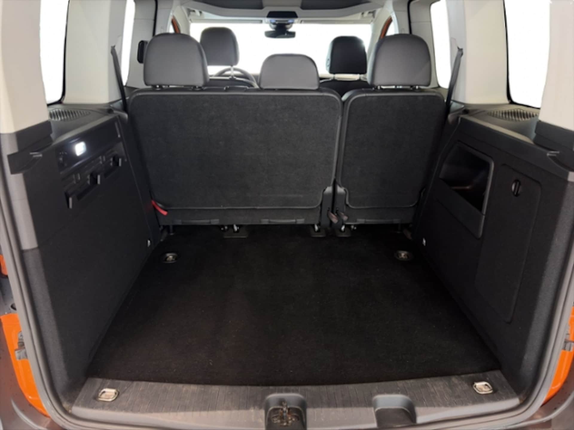 Volkswagen Caddy Kombi Basis-Modell