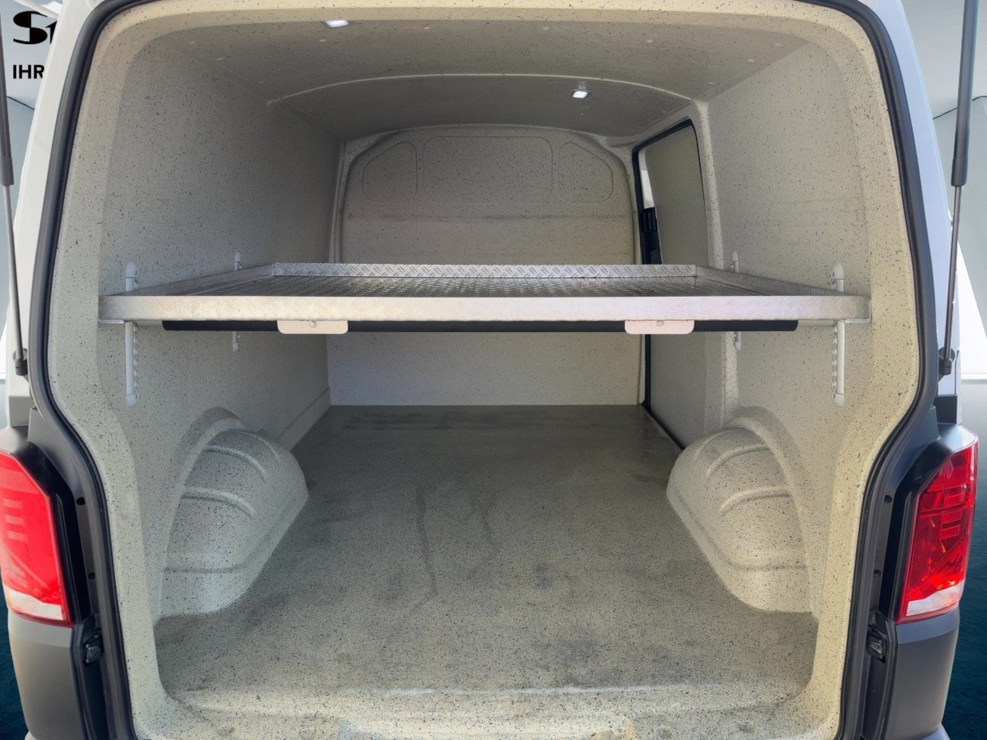 Volkswagen T6.1 Transporter Kasten kurzer Radstand