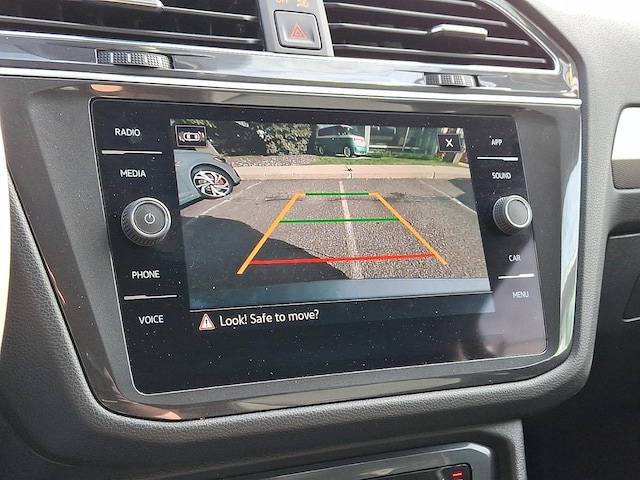 2022 Volkswagen Tiguan SE - Photo 17