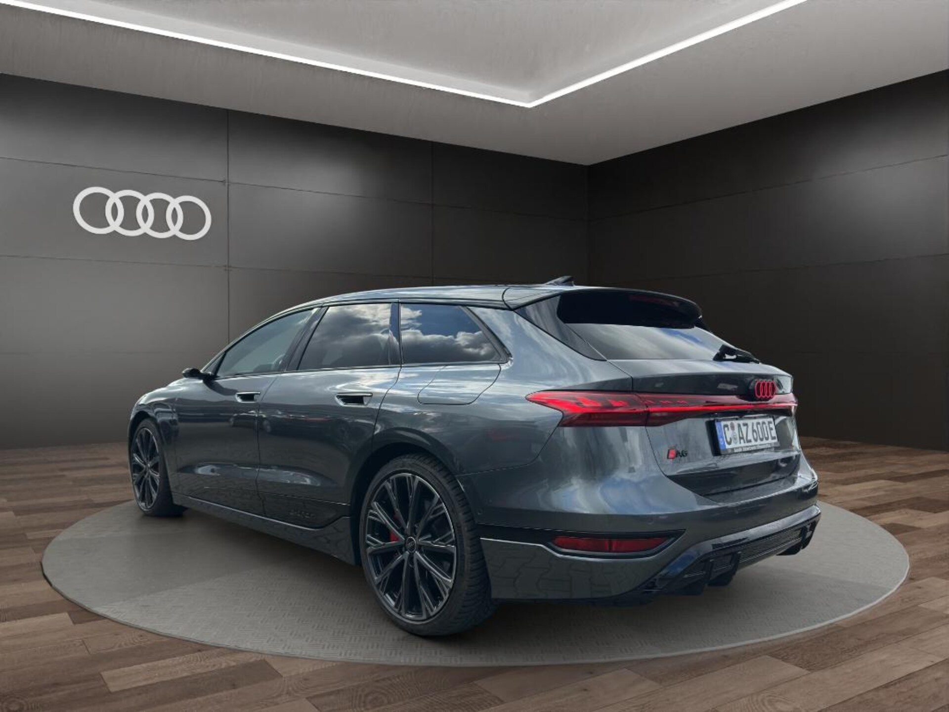 Audi A6 Avant e-tron edition one