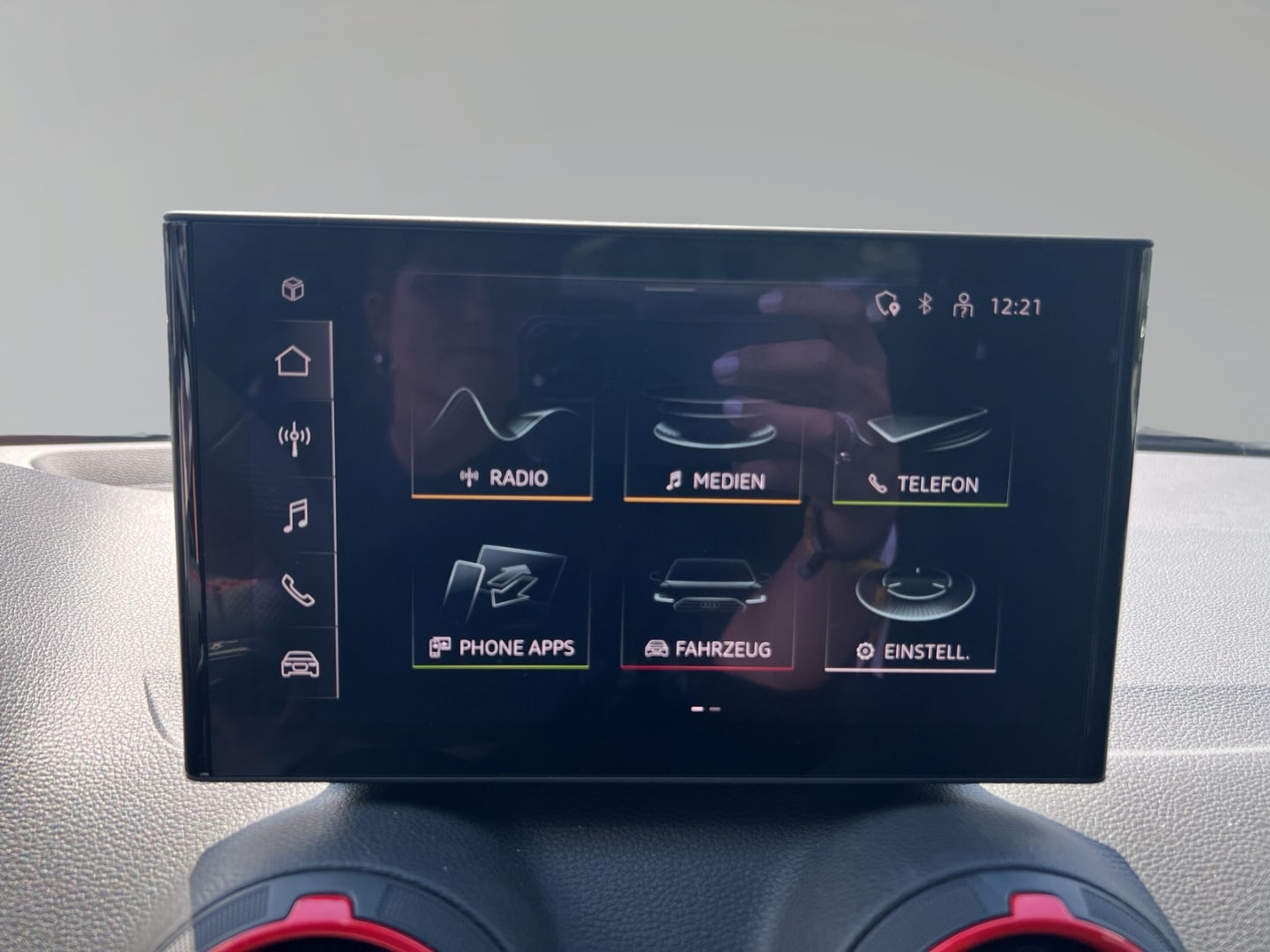 Bild über Audi Q2 S line 35 TFSI S tronic - für weitere Informationen kontaktieren Sie den Audi Partner
