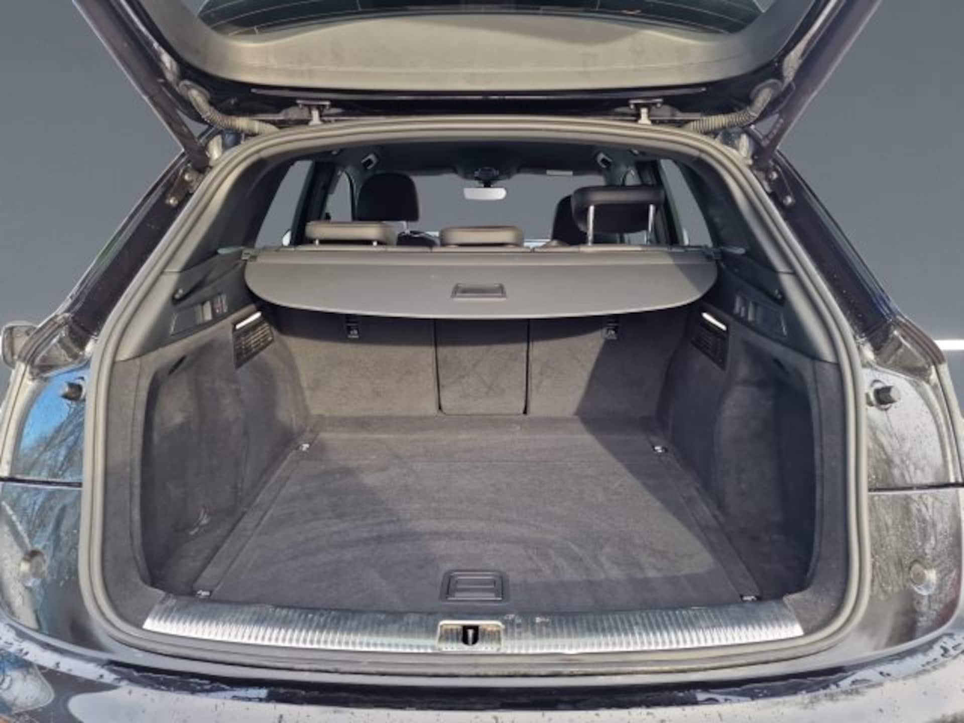 Audi SQ5 SUV