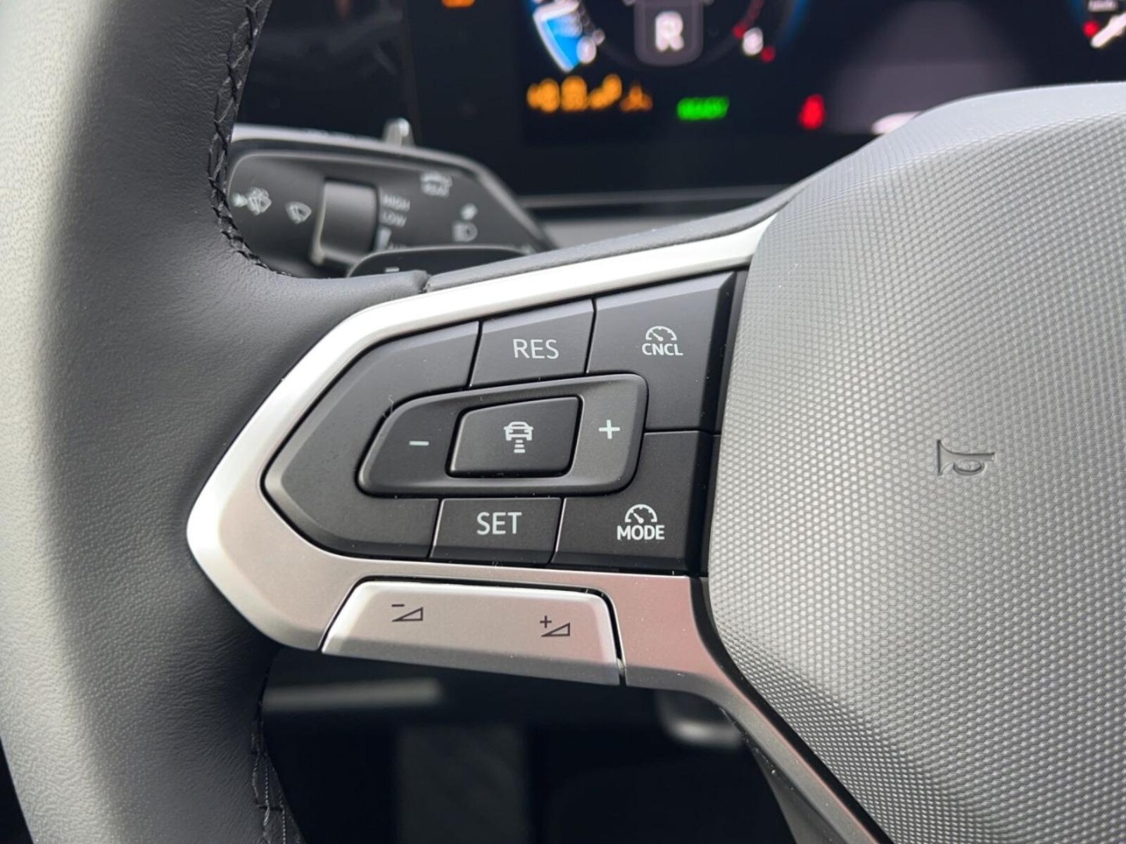 Volkswagen Tiguan – Bild 18
