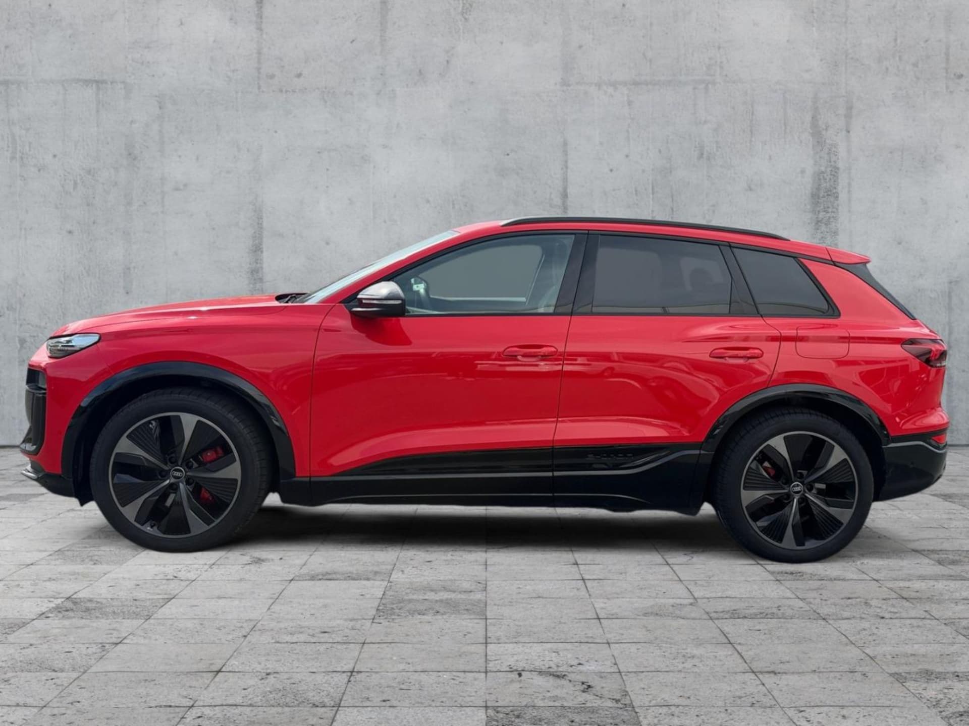 Audi SQ6 SUV e-tron