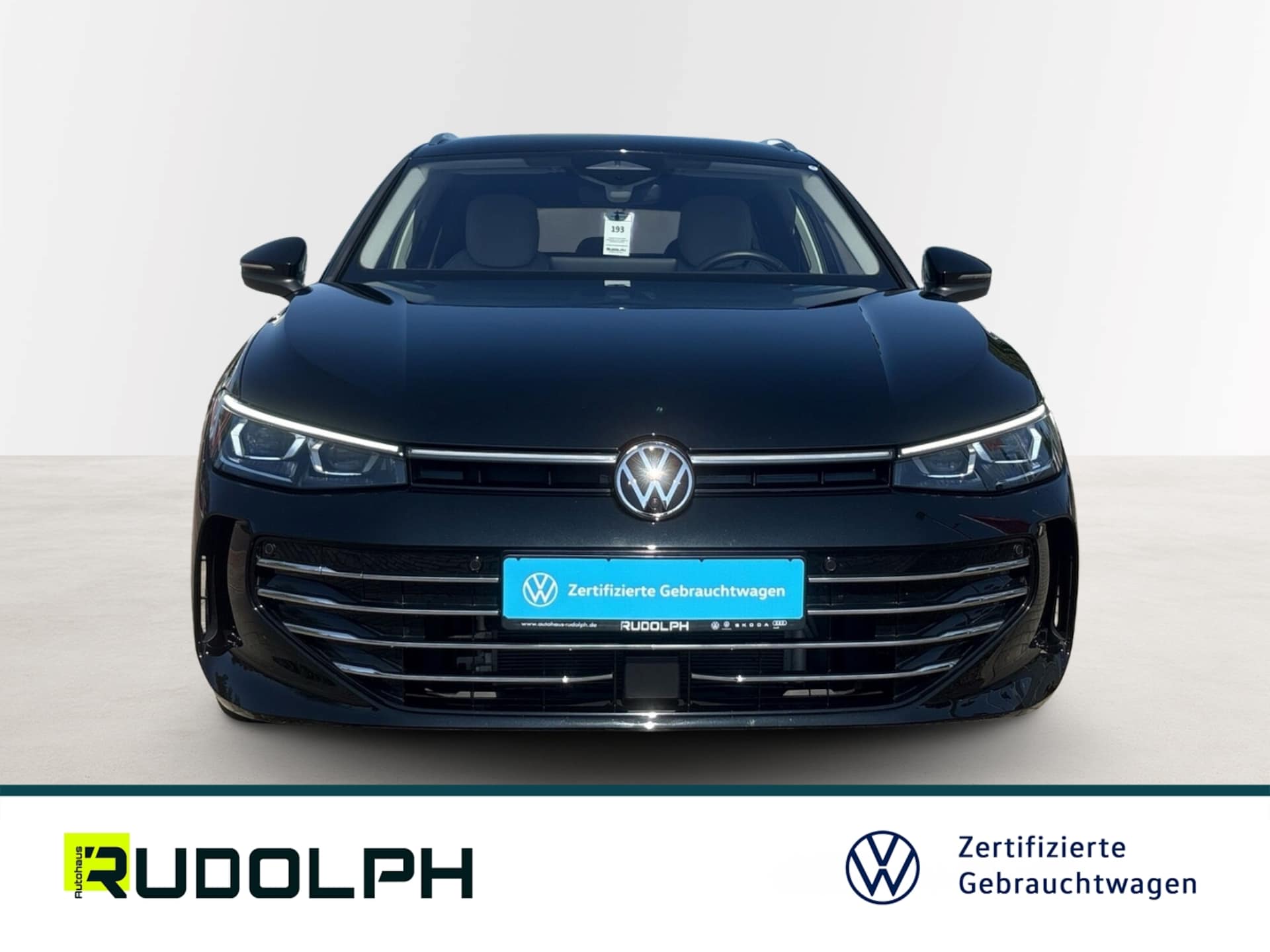 Volkswagen Passat Elegance