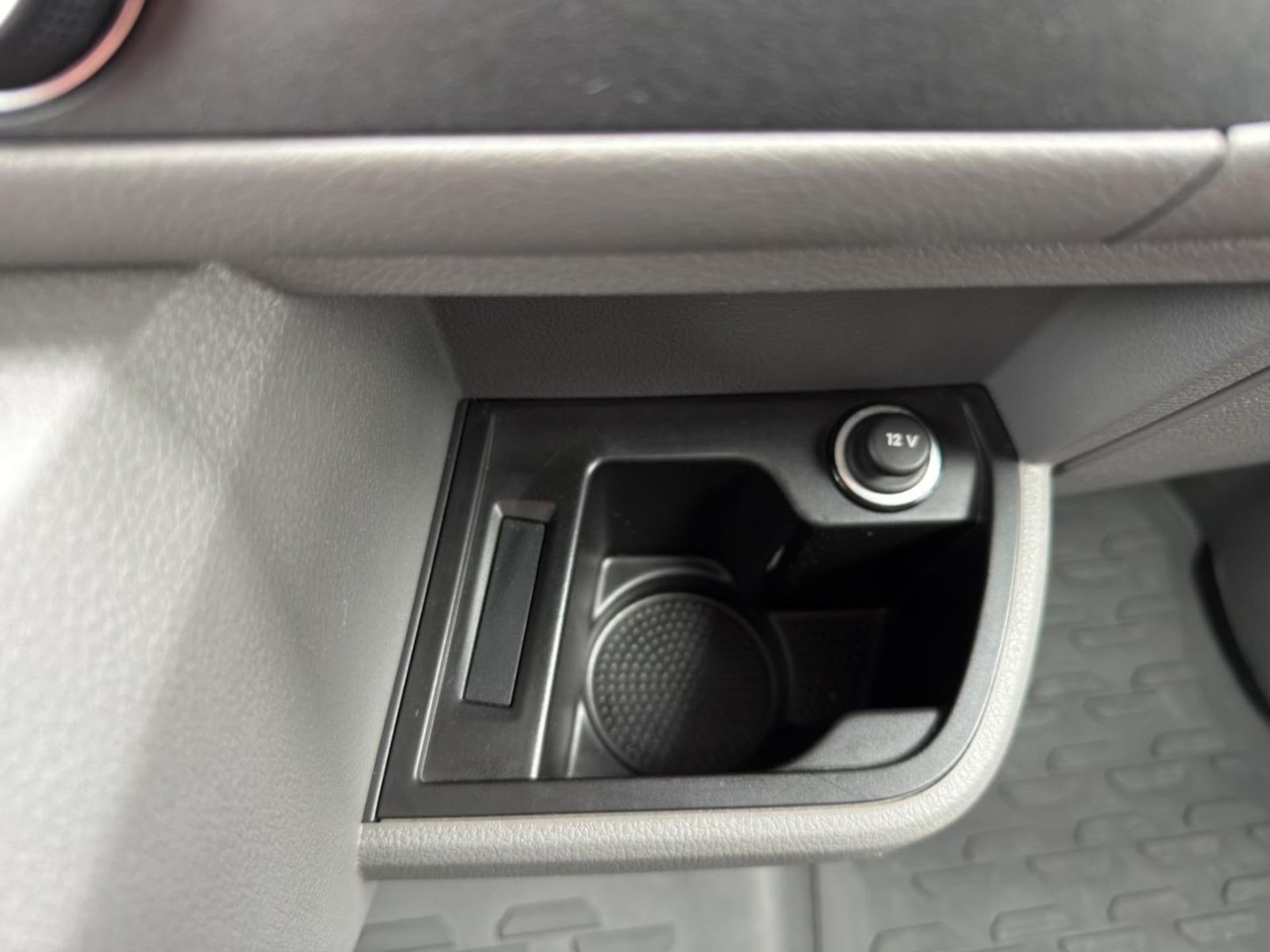 Volkswagen T6.1 Transporter Kasten kurzer Radstand