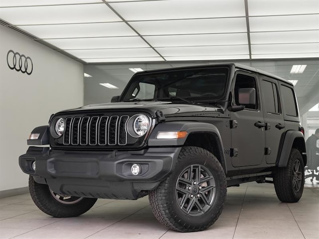 Photo of 2025 Jeep Wrangler 