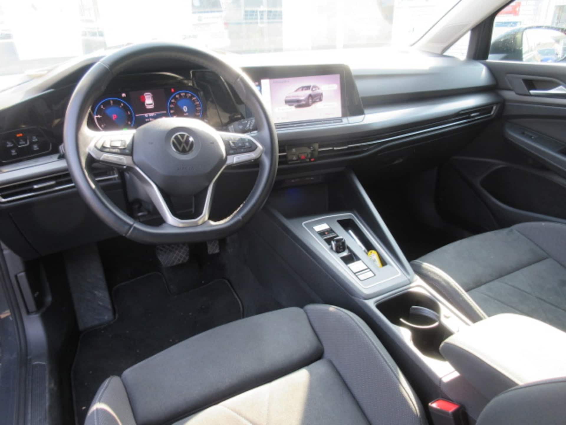 Volkswagen Golf Variant Style