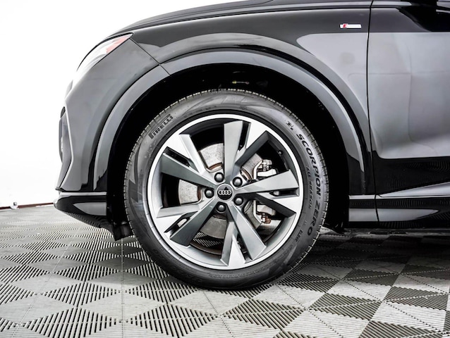 2025 Audi Q4 e-tron