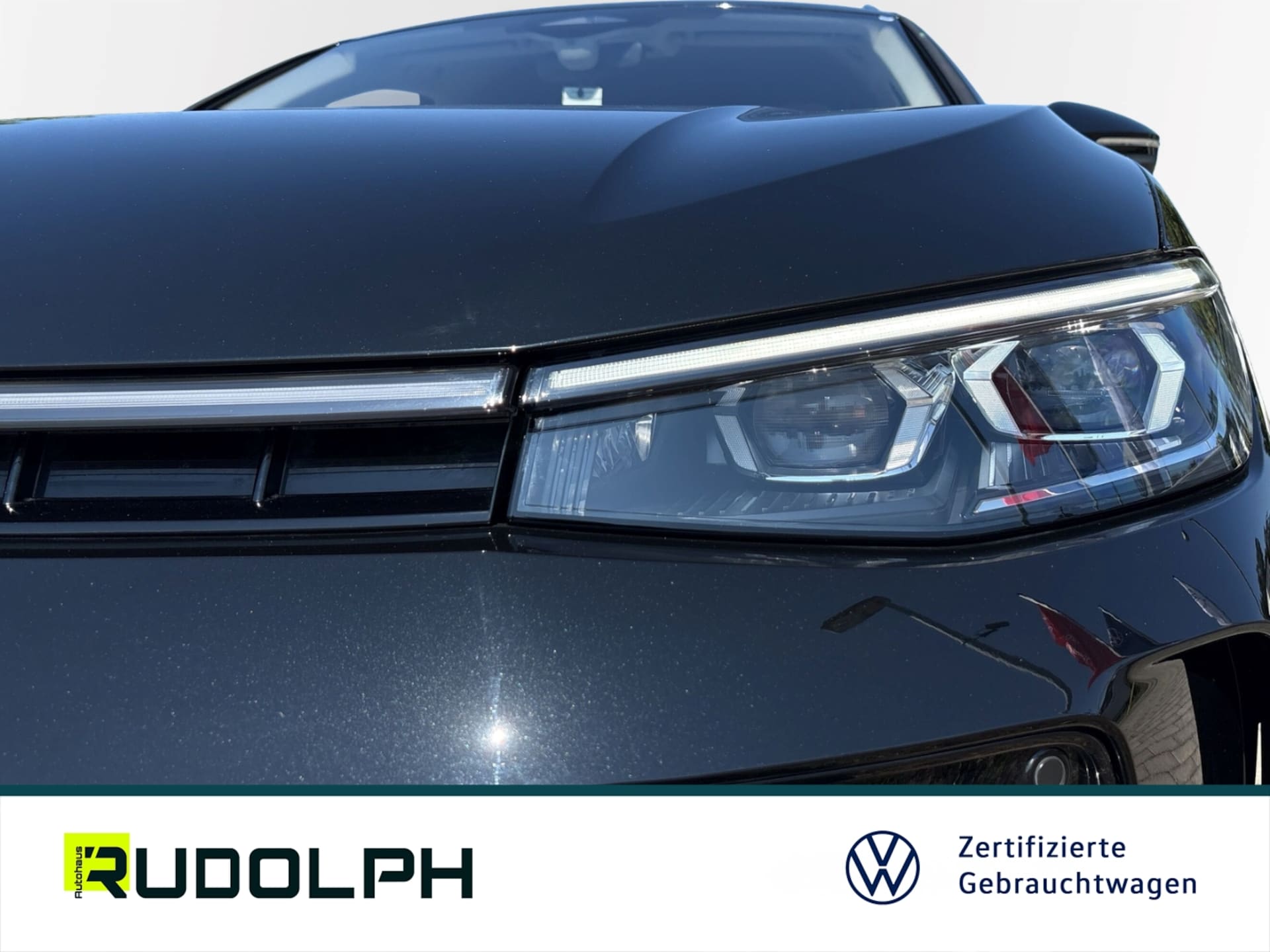 Volkswagen Passat Elegance