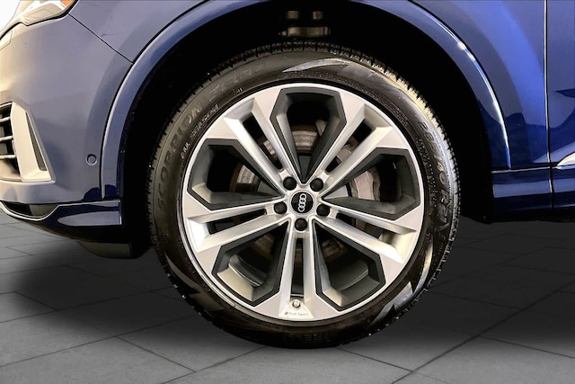 2022 Audi Q7 Premium Plus - Photo 11