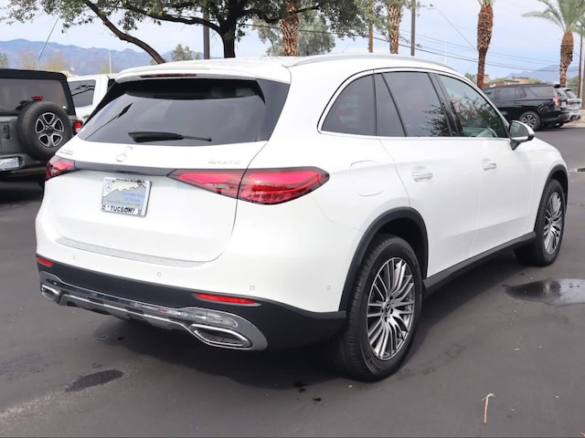 2026 Mercedes-Benz GLC 300