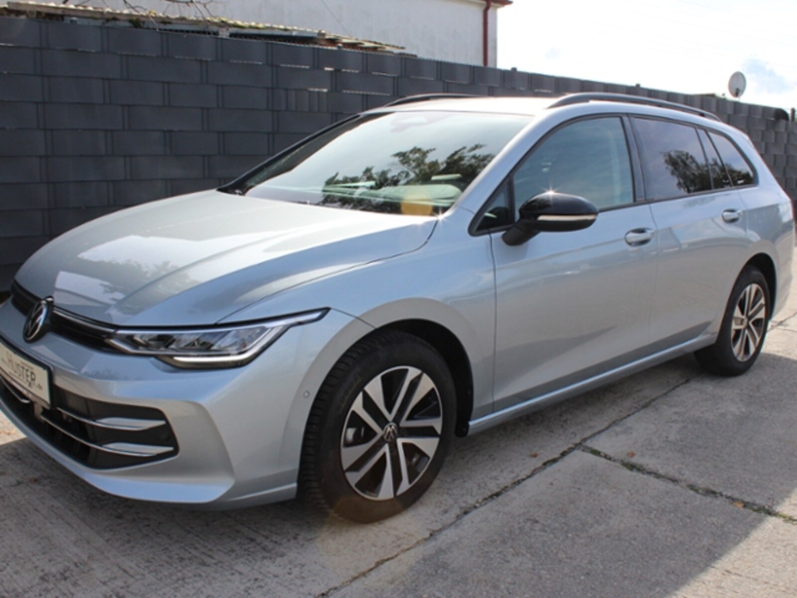 Volkswagen Golf Variant – Bild 2