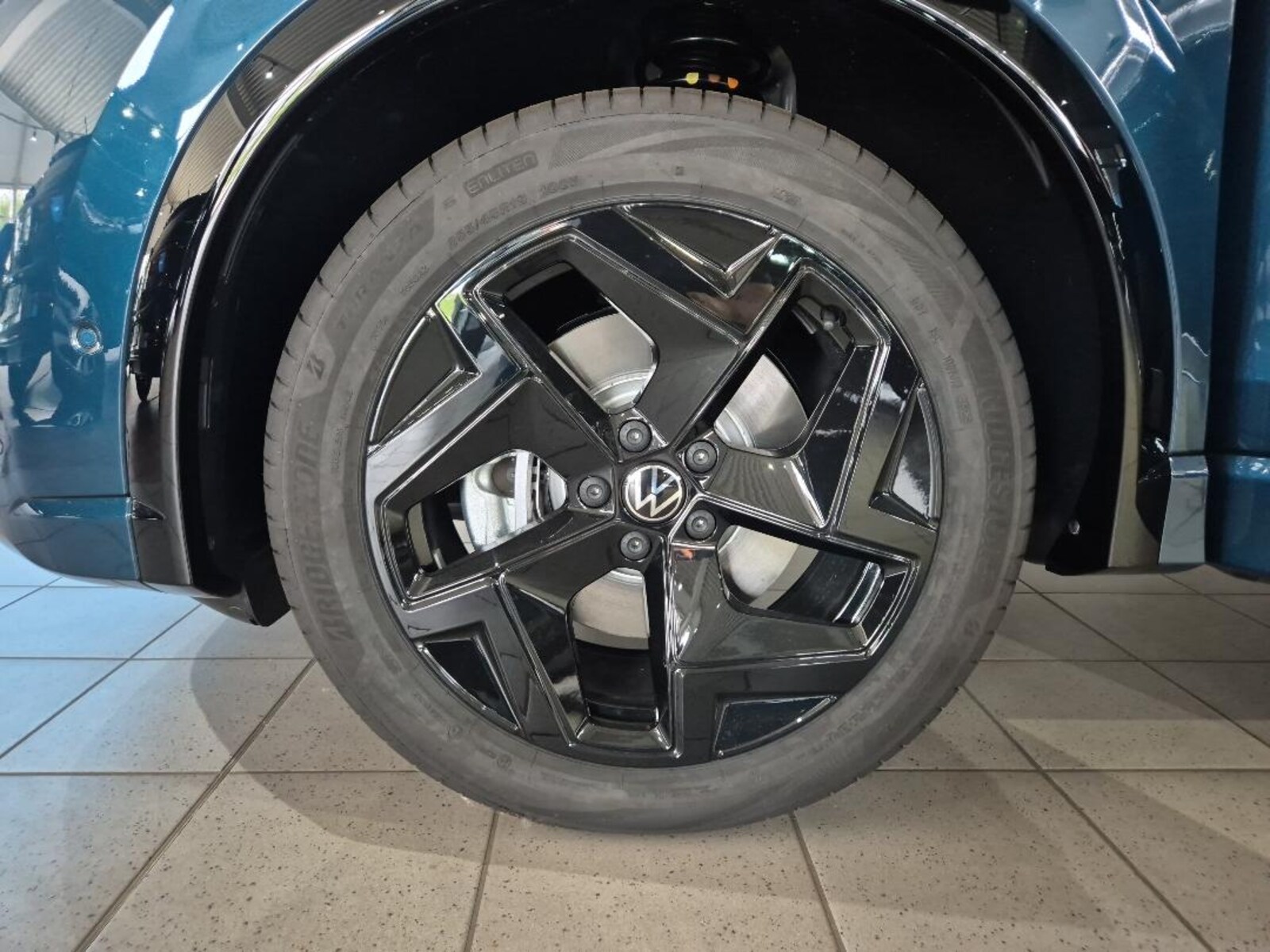 Volkswagen Tiguan – Bild 17