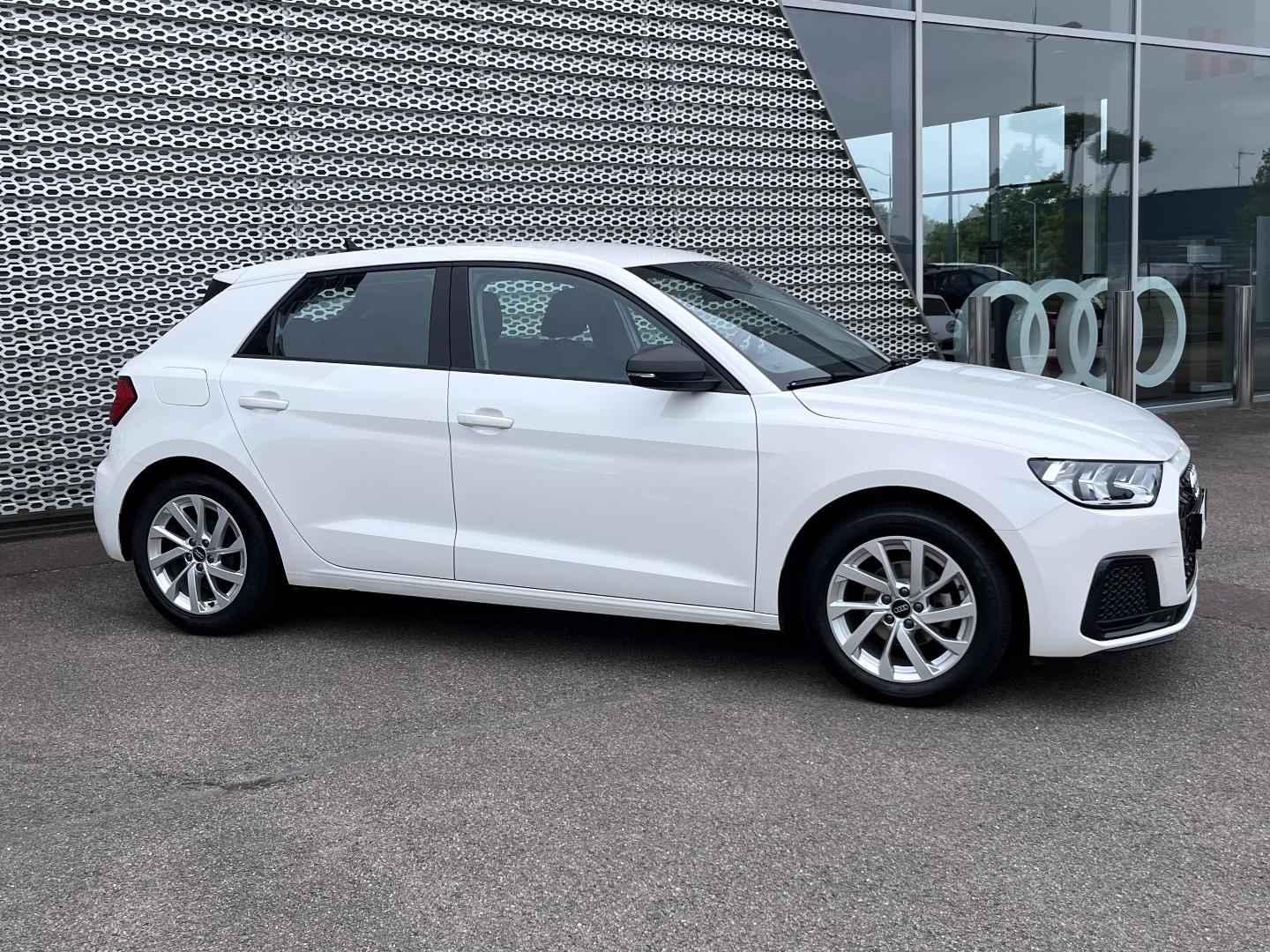 Image about Audi A1 Sportback Business Line 25 TFSI 70 kW (95 ch) 5 vitesses