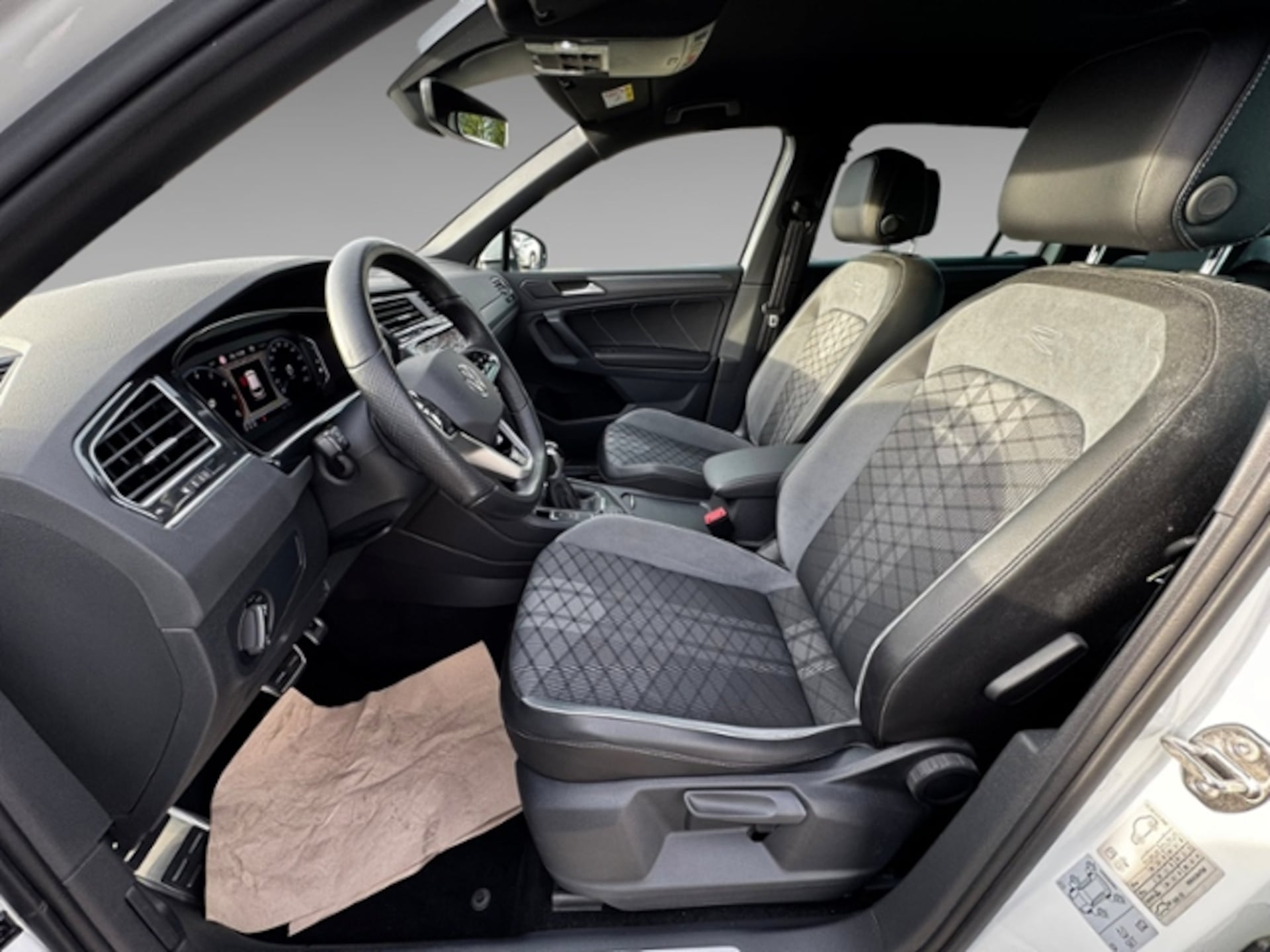 Volkswagen Tiguan R-Line