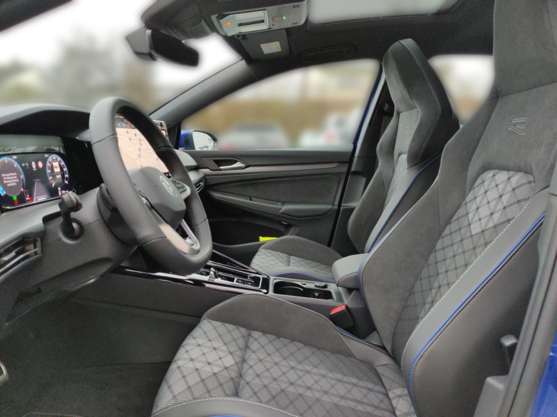 Volkswagen Golf R-Line