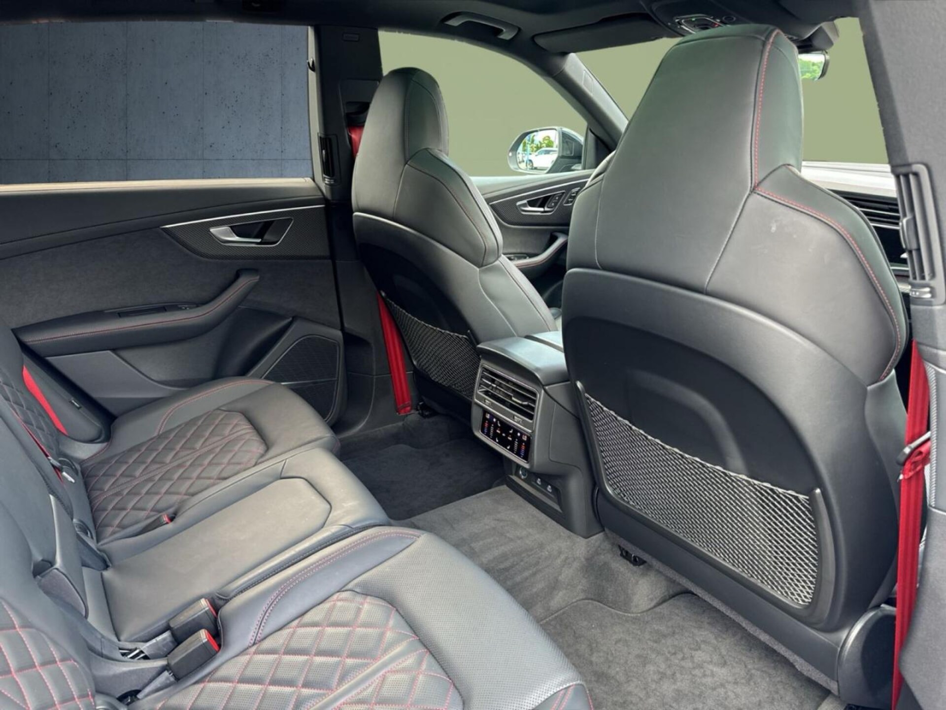 Audi SQ8 SUV