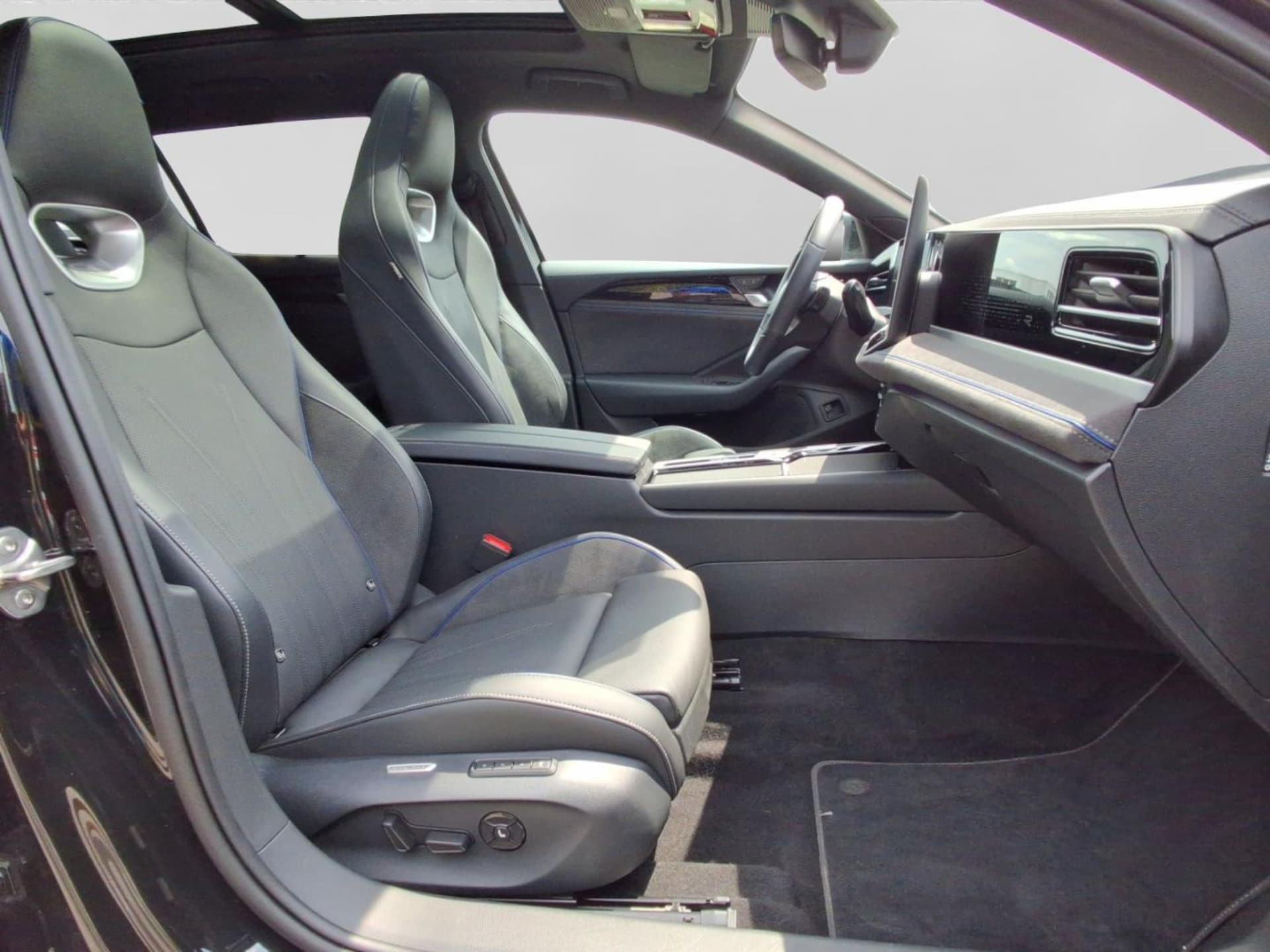 Volkswagen Passat R-Line