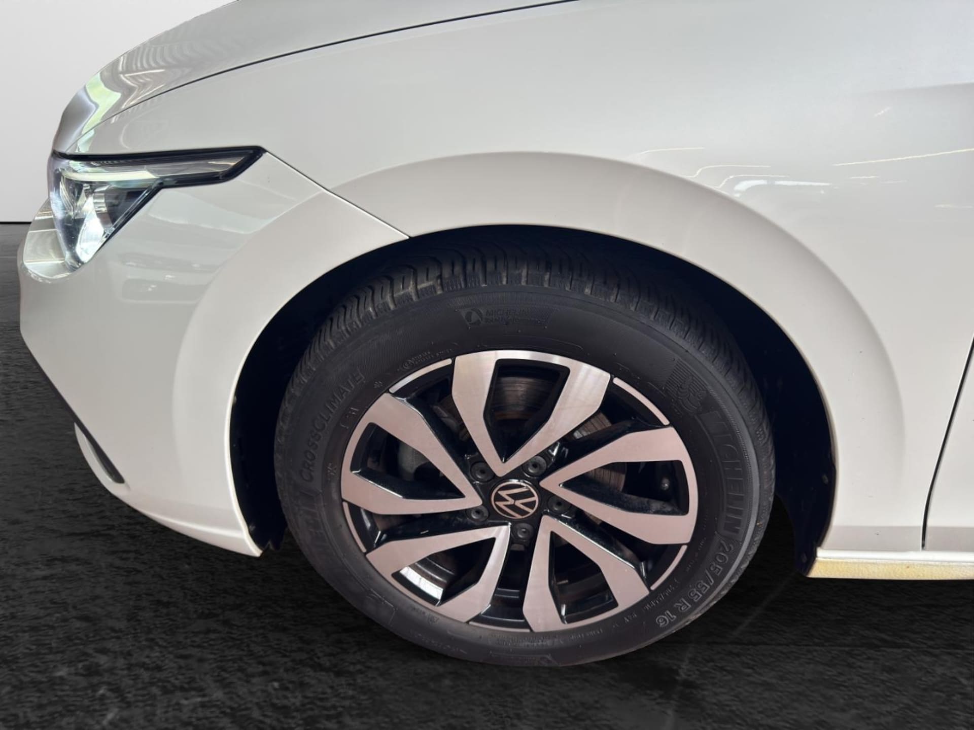 Volkswagen Golf Active