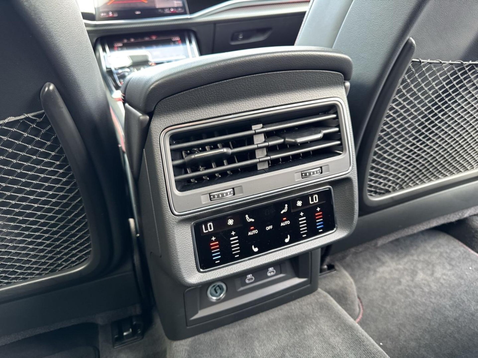 Audi SQ8 SUV