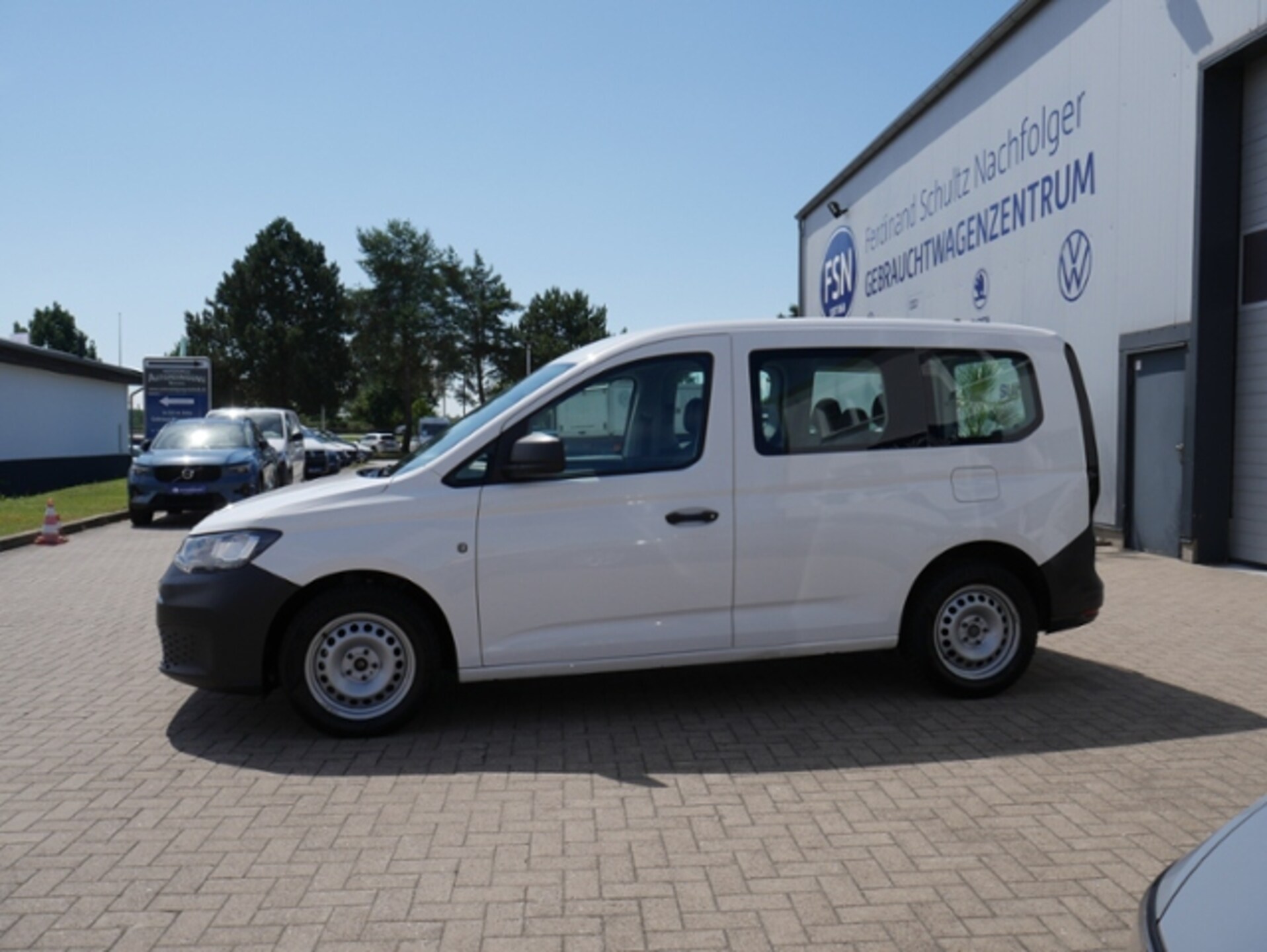 Volkswagen Caddy Kombi Basis-Modell