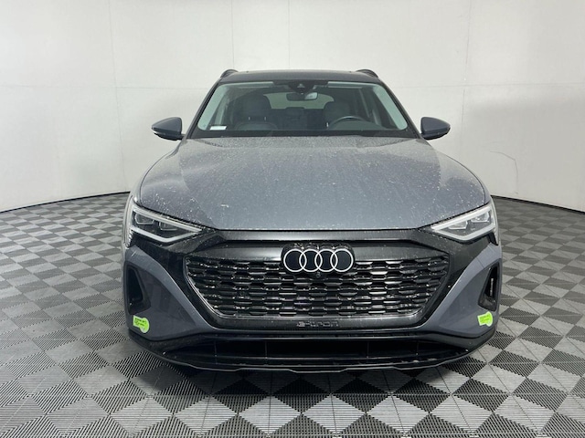 2024 Audi Q8 e-tron
