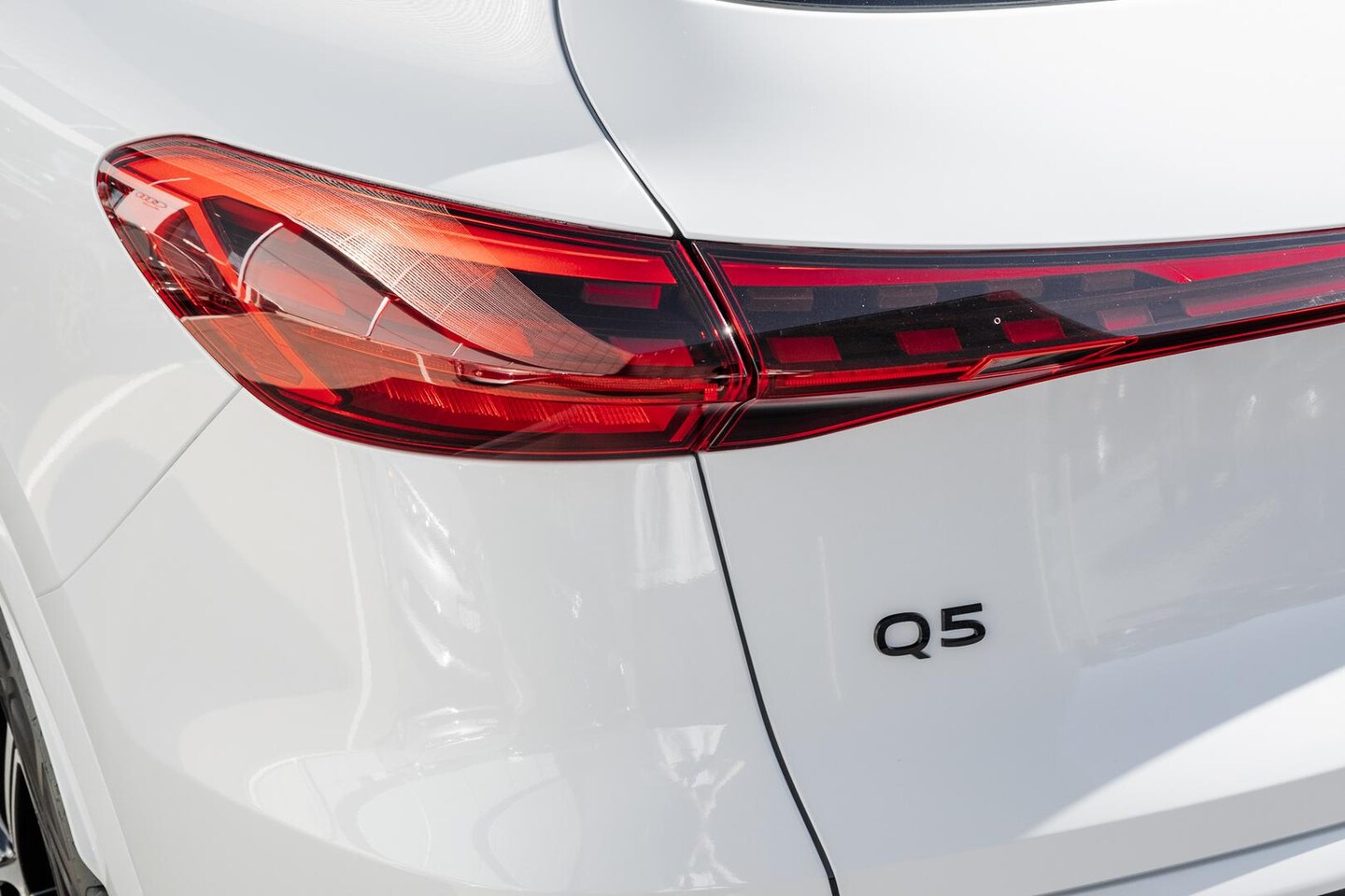 Image about Audi Q5 SUV e-hybrid quattro S tronic