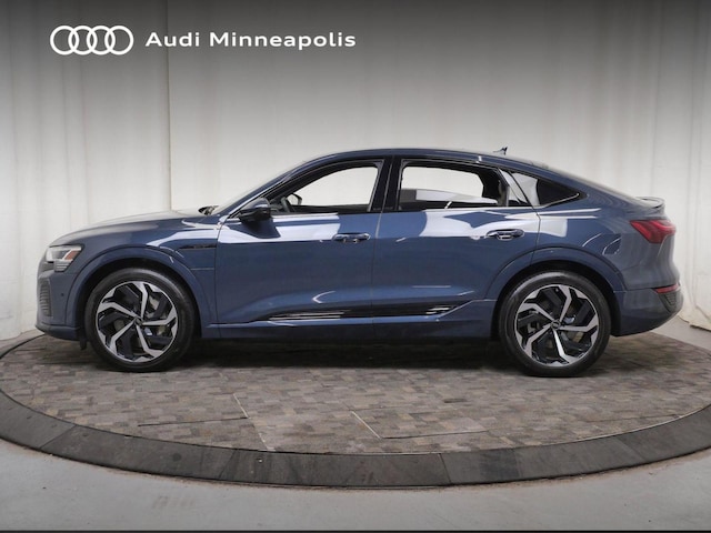 2024 Audi Q8 Sportback e-tron