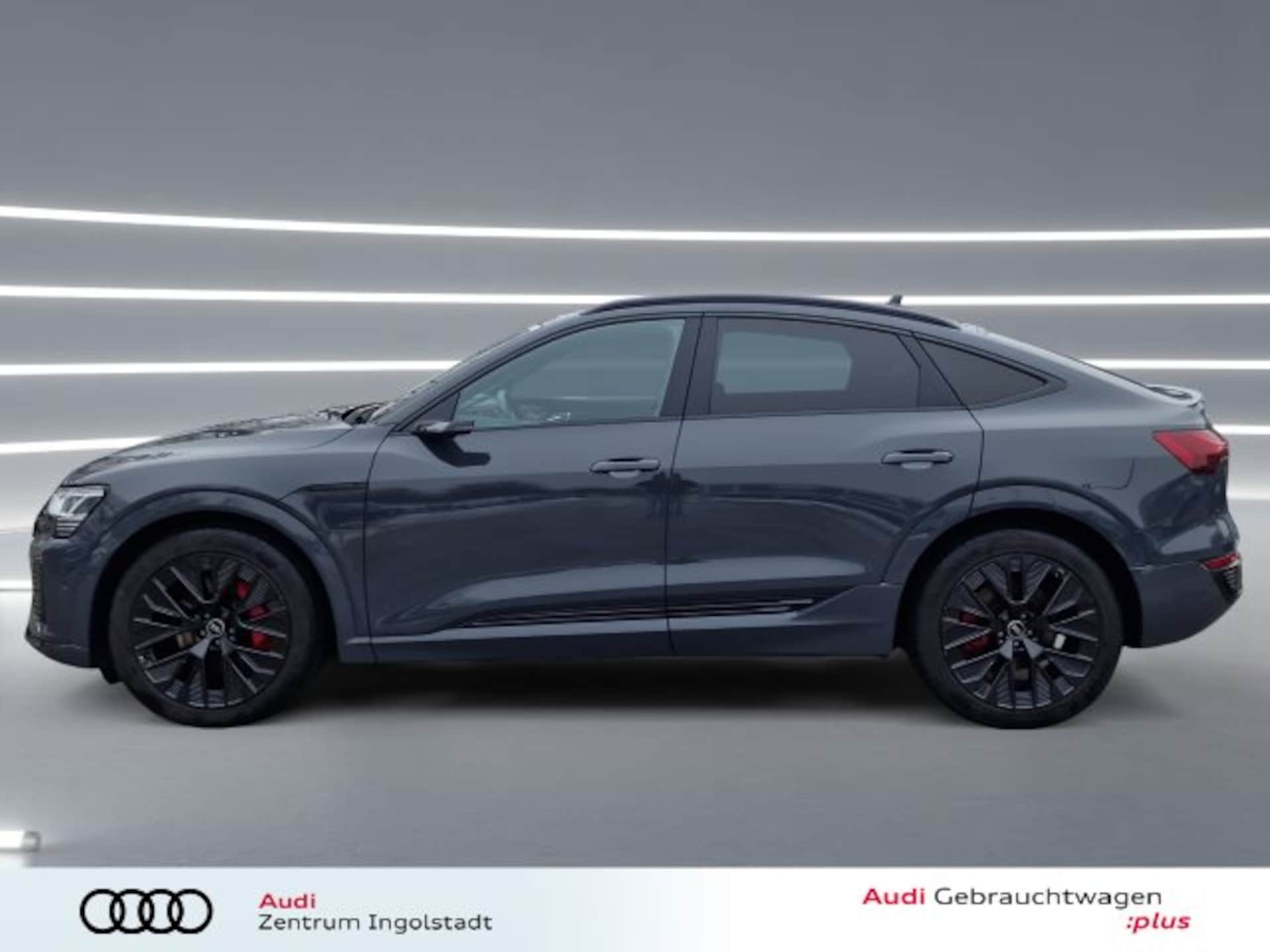 Audi Q8 Sportback e-tron S line
