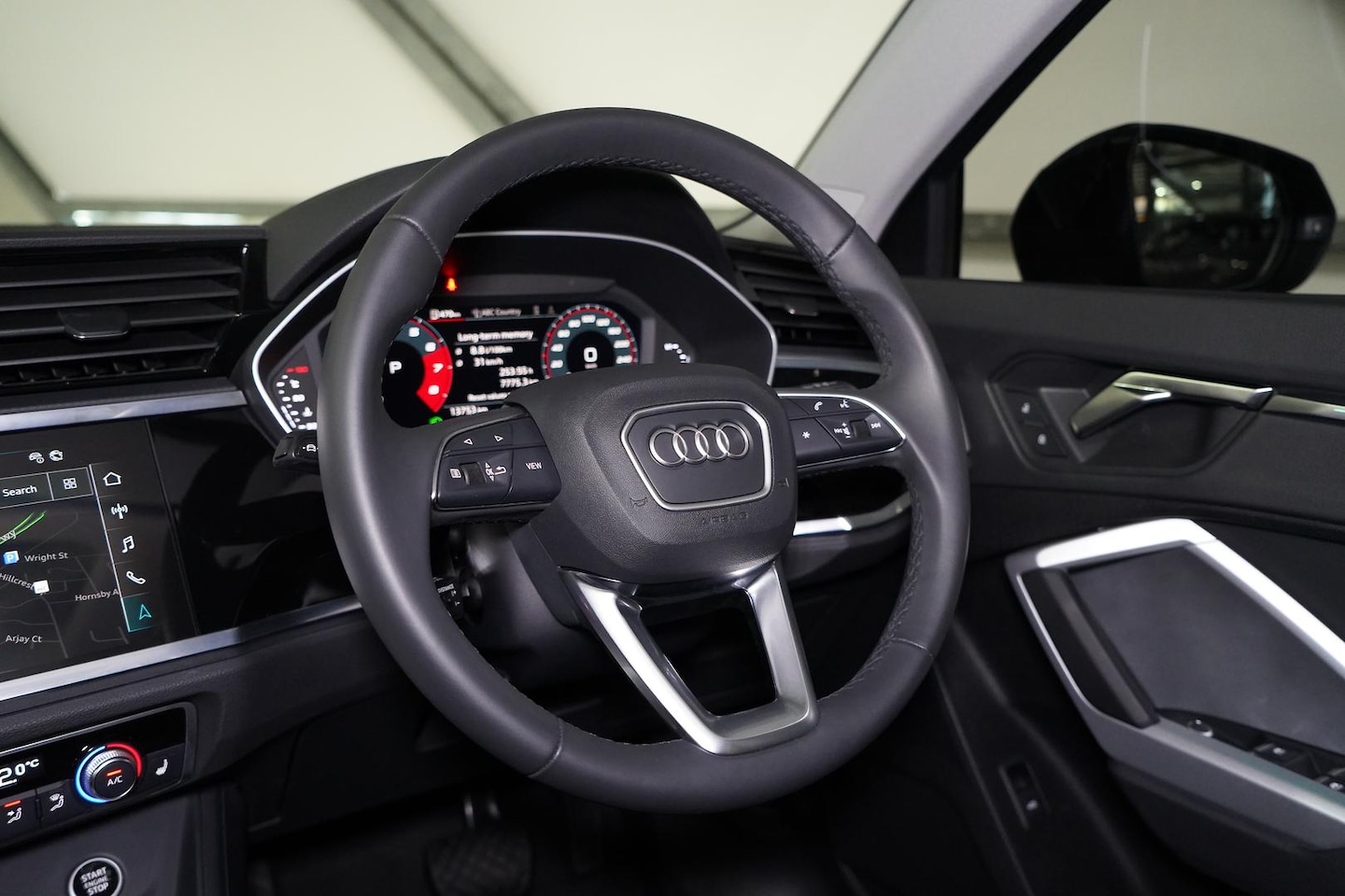 Image about Audi Q3 TFSI S tronic