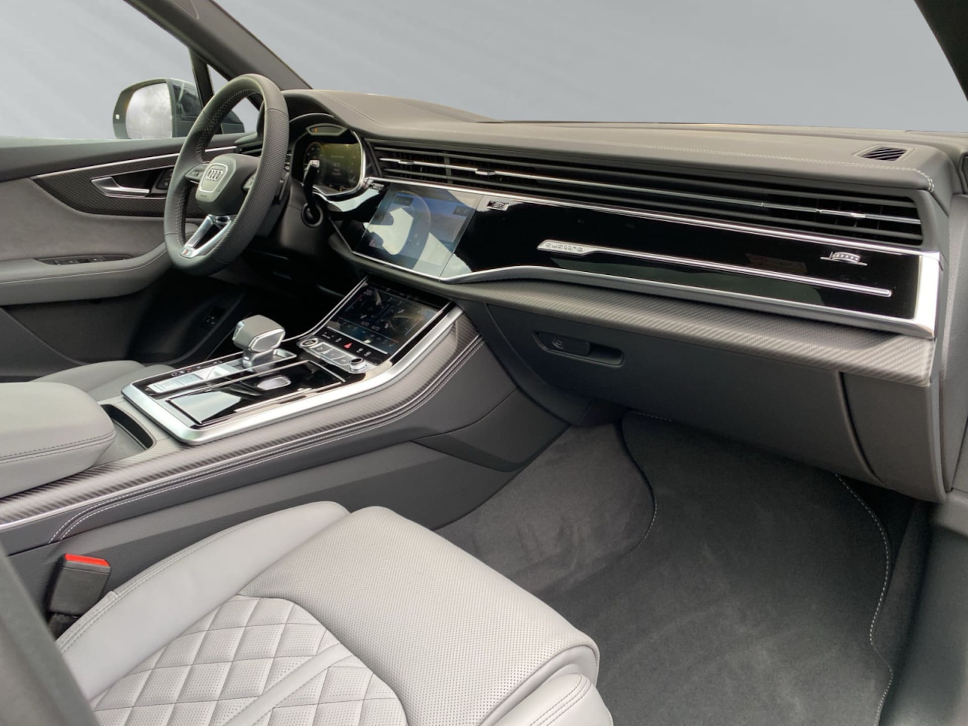 Audi Q7 SUV TFSI e S line
