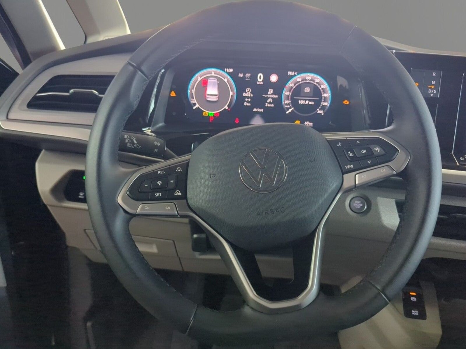 Volkswagen Multivan – Bild 11