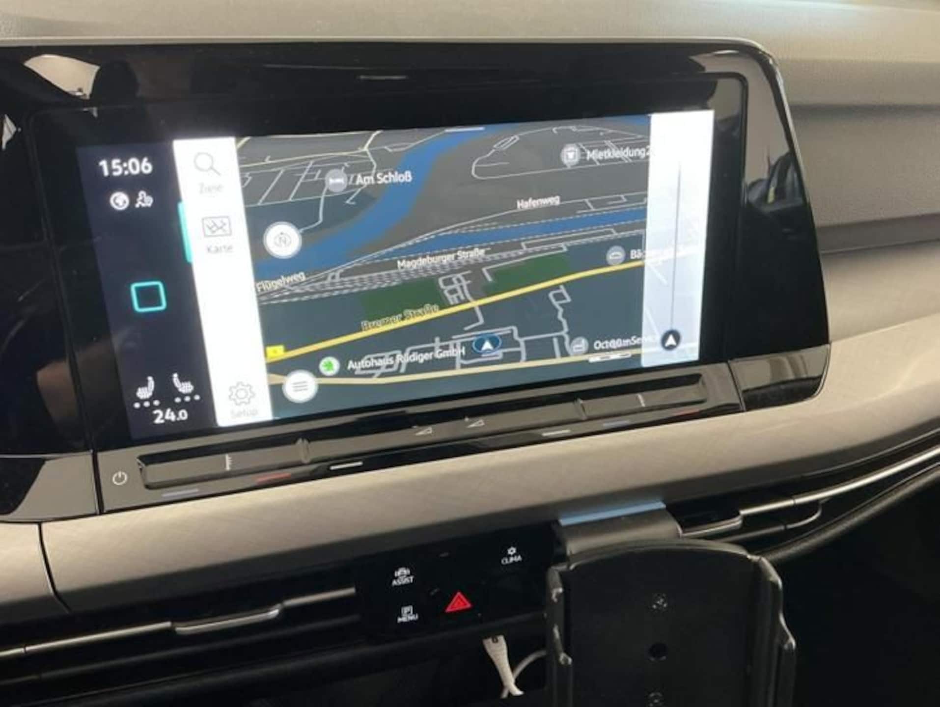 Volkswagen Golf Variant Life