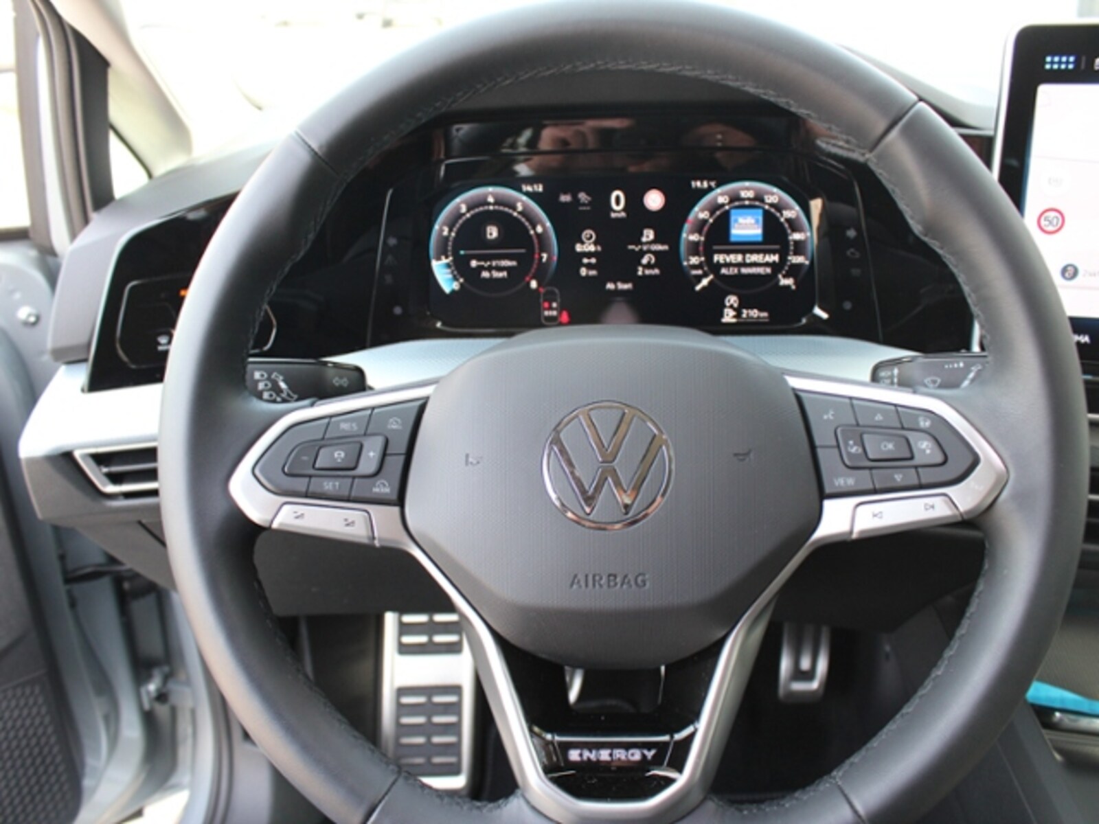 Volkswagen Golf Variant – Bild 13