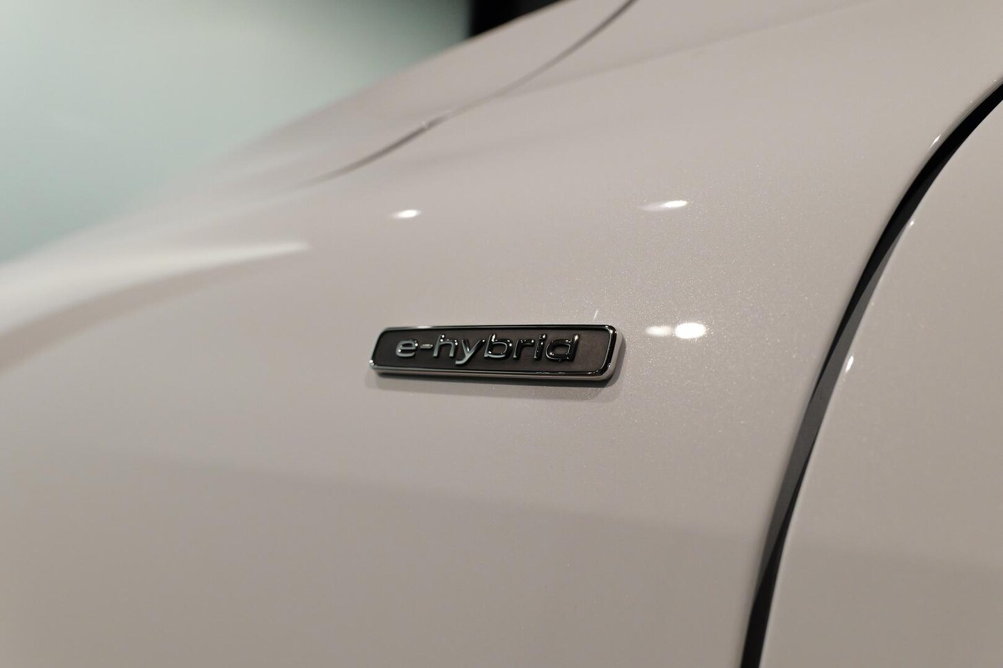 Image about Audi Q5 SUV e-hybrid quattro S tronic