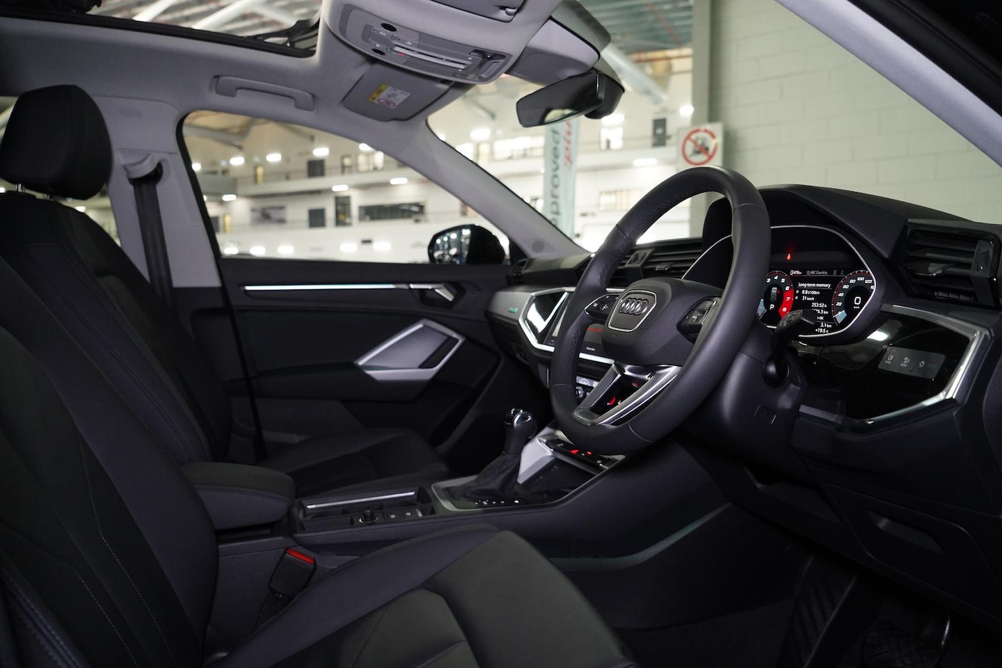 Image about Audi Q3 TFSI S tronic