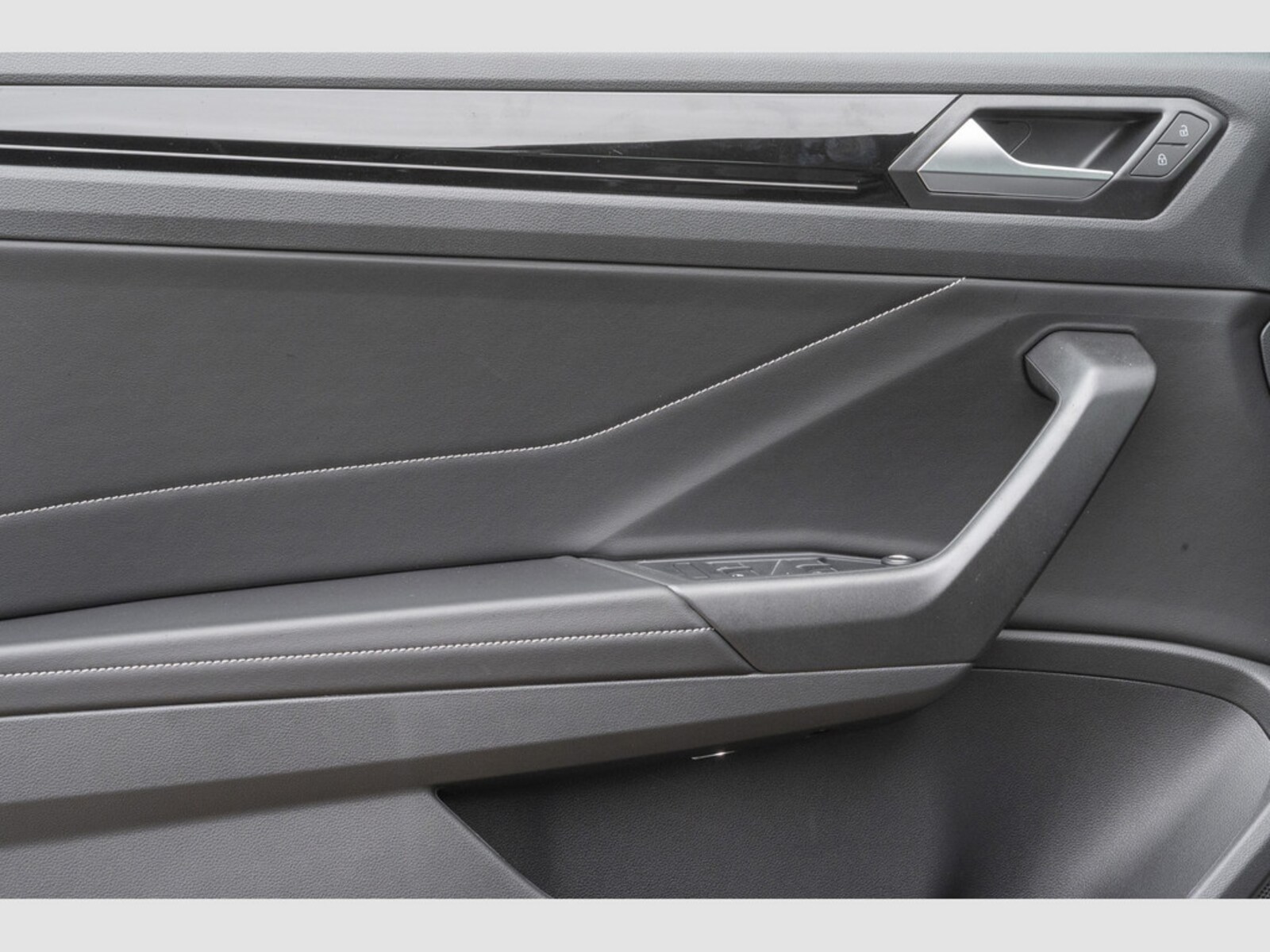 Volkswagen T-Roc Cabriolet – Bild 15