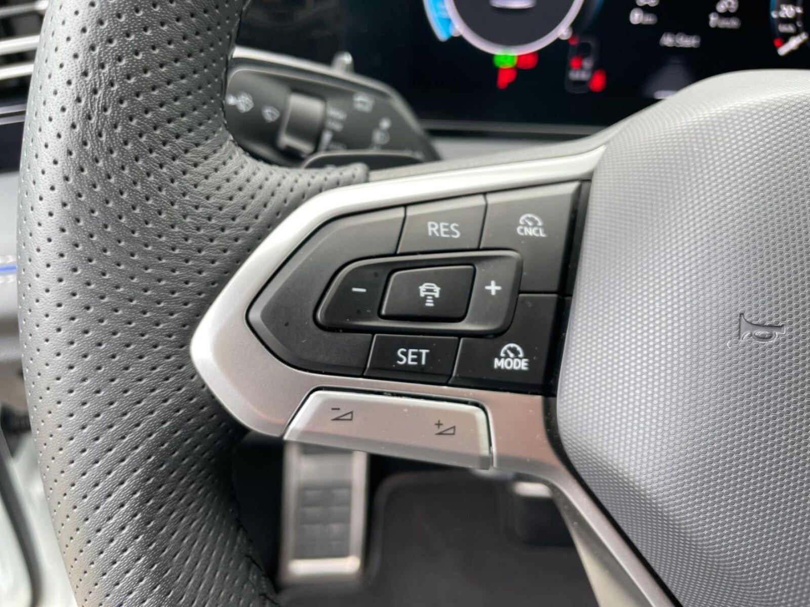 Volkswagen Tiguan – Bild 20