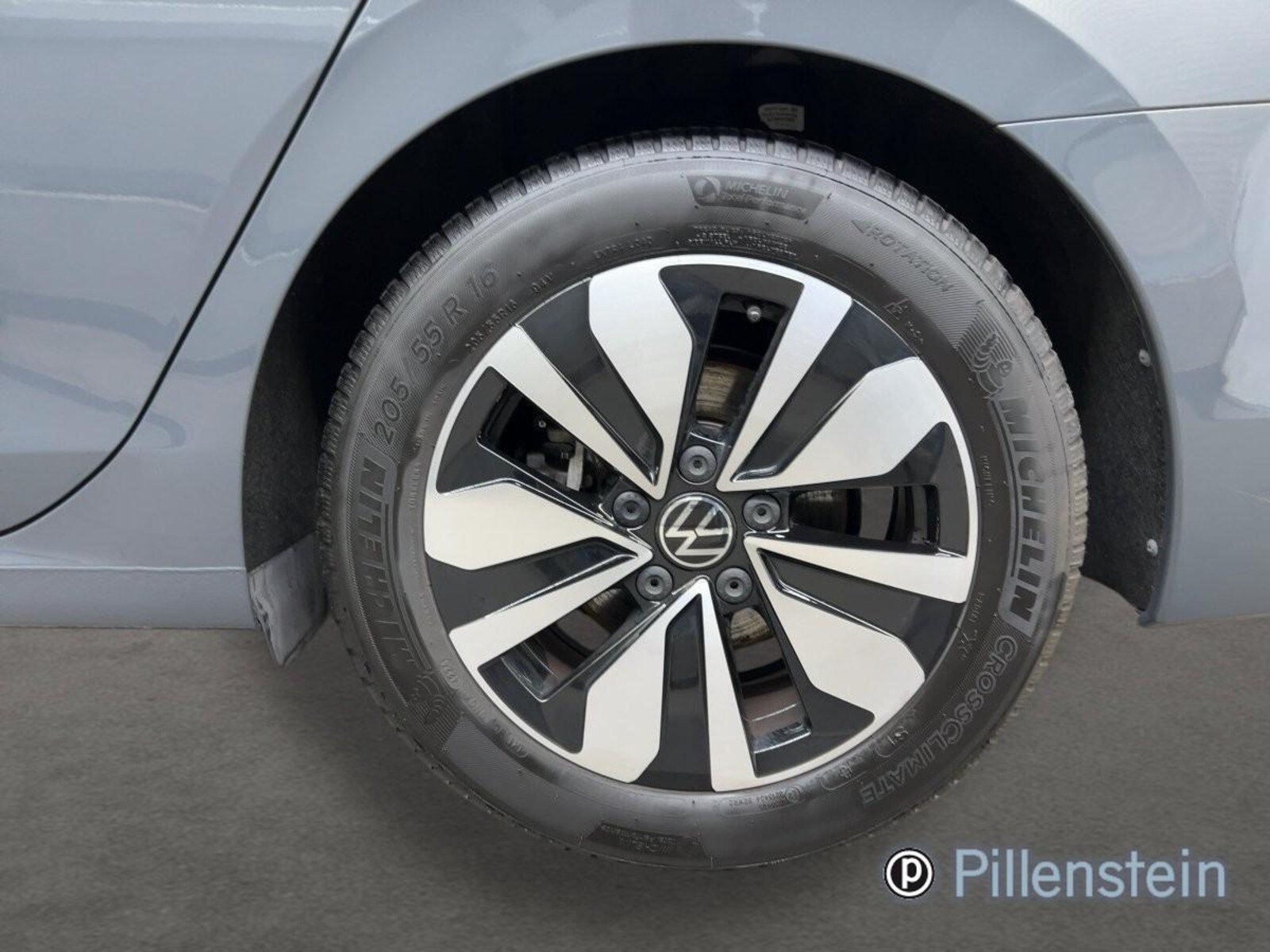 Volkswagen Golf Variant – Bild 3